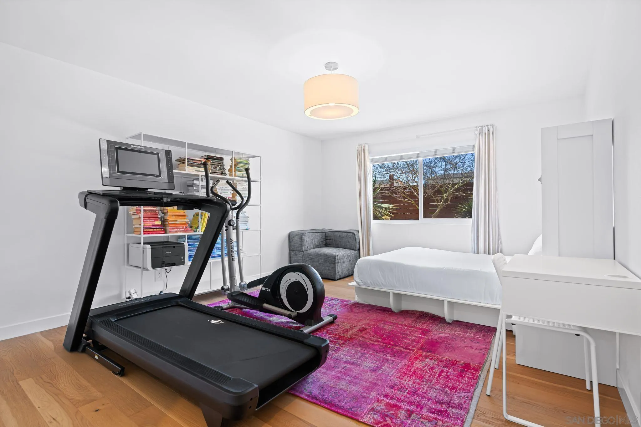 https://cdn.realtyfeed.com/cdn/127/250037158/af1f380007768dcd7d03523a2a471de4.webp