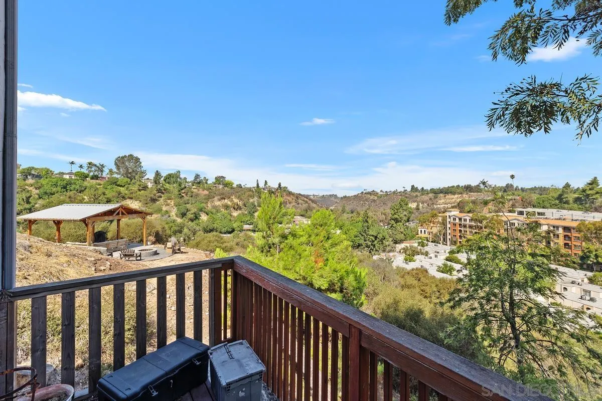 https://cdn.realtyfeed.com/cdn/127/250037159/a1309f2f60d7ddb503f8b779347d1693.webp