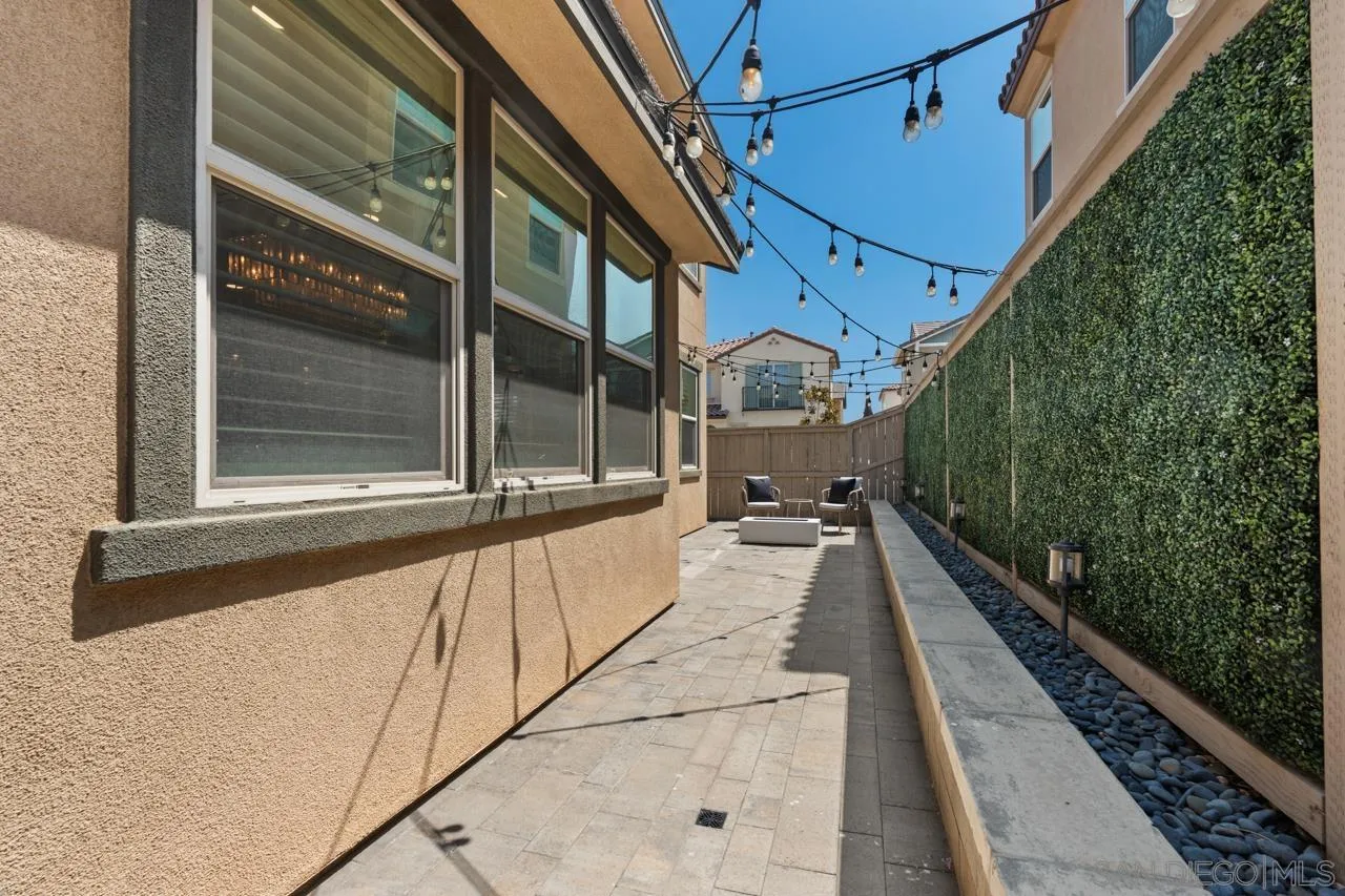 https://cdn.realtyfeed.com/cdn/127/250037163/1d1d0a99faa78ae83b13ba5a7f7966b1.webp