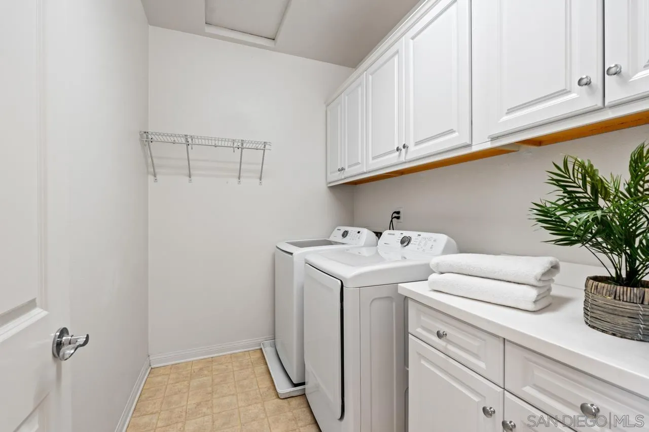 https://cdn.realtyfeed.com/cdn/127/250037163/a54298b9dc2088b04f3b074c81817dfd.webp