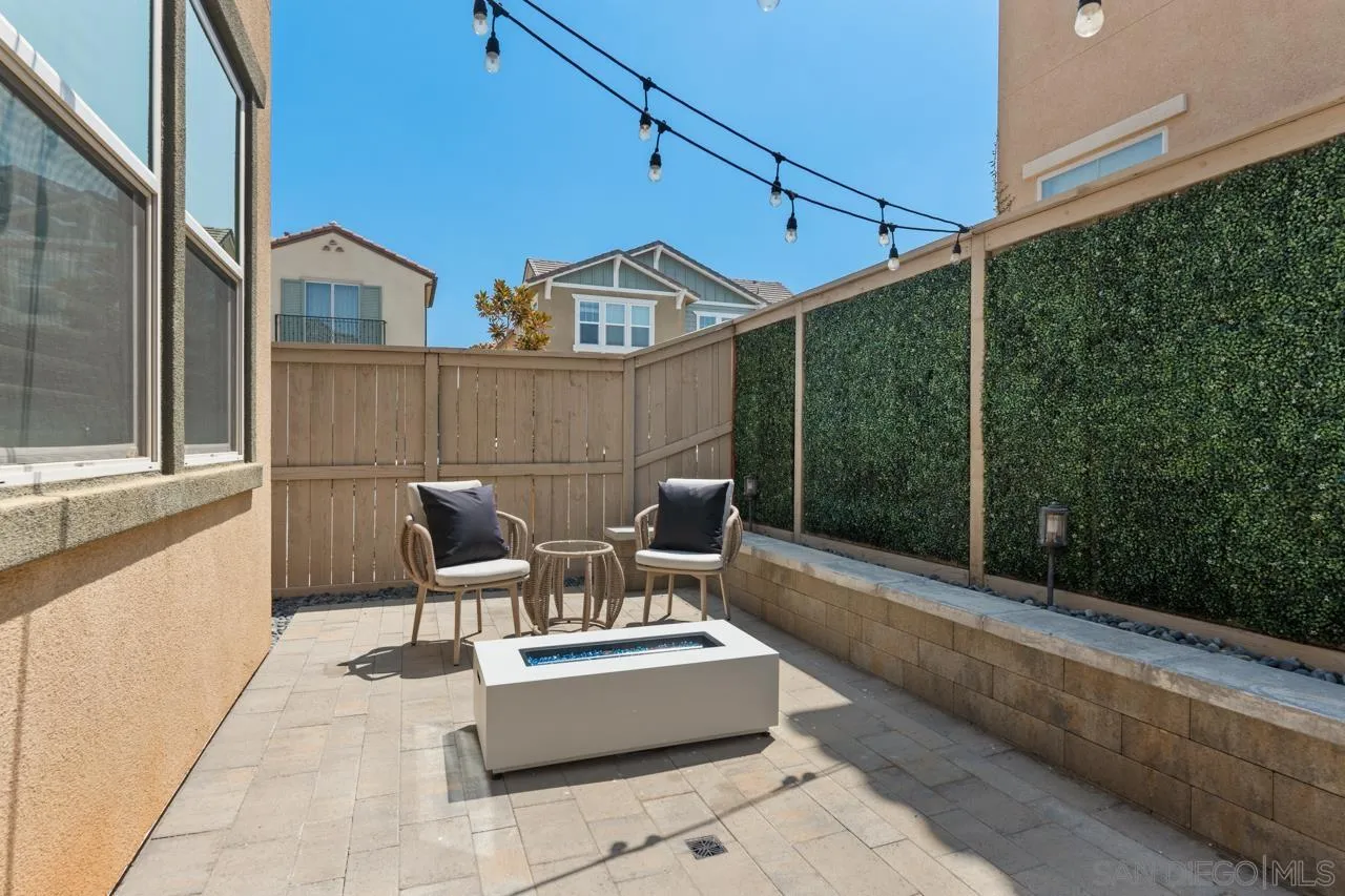 https://cdn.realtyfeed.com/cdn/127/250037163/b64d4c67495c81e4a81fb41fac2f4d4d.webp