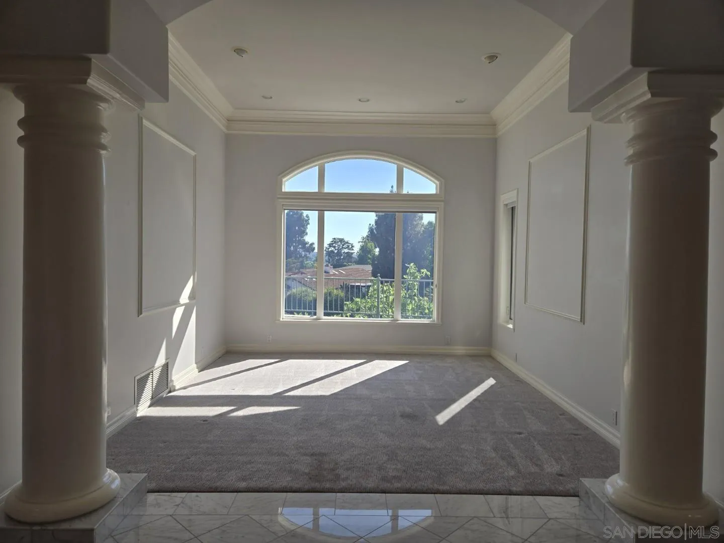 https://cdn.realtyfeed.com/cdn/127/250037164/2bea5995f5defe1f4ae8df10785fc1ce.webp