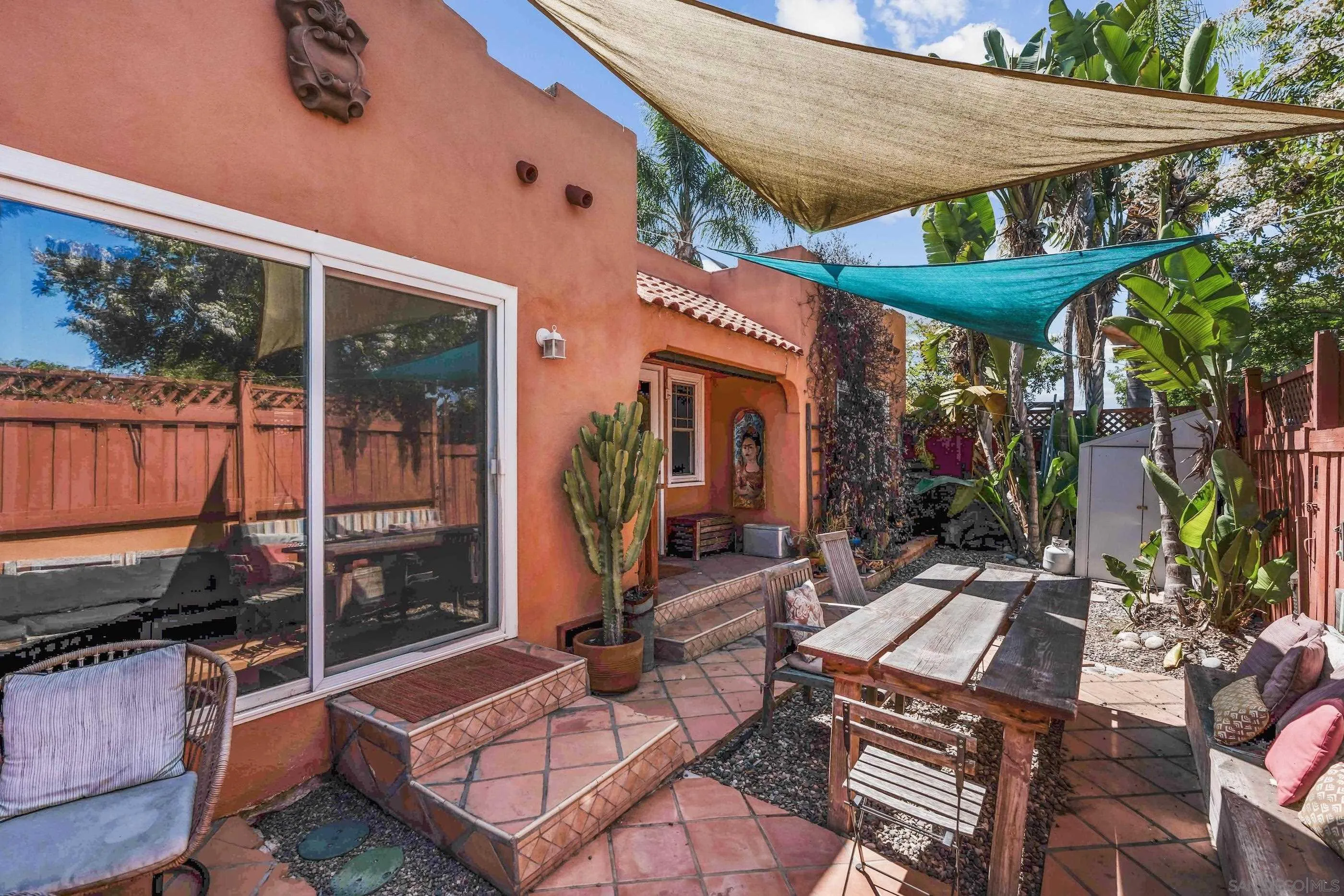 https://cdn.realtyfeed.com/cdn/127/250037165/4101edaa1fe5e7904bfedac6620c0fd1.webp