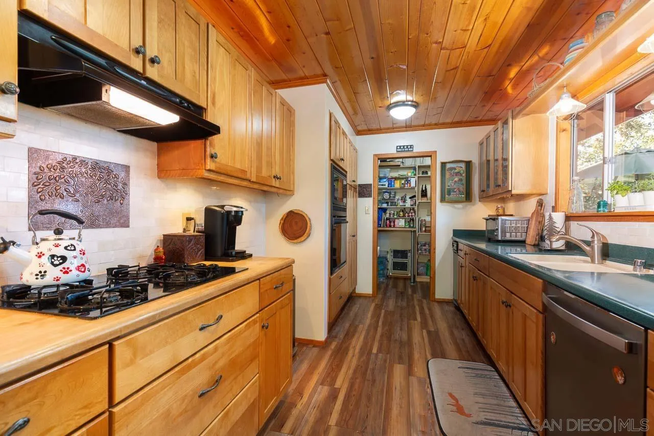 https://cdn.realtyfeed.com/cdn/127/250037169/0cce85efcb3143f8aa3a9db1db2b6d49.webp