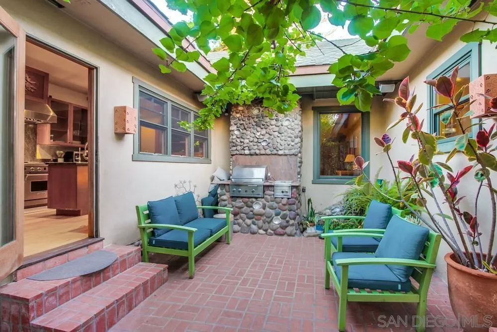 https://cdn.realtyfeed.com/cdn/127/250037170/0173c87e97e04c2c58ec0d4919e3a2cb.webp