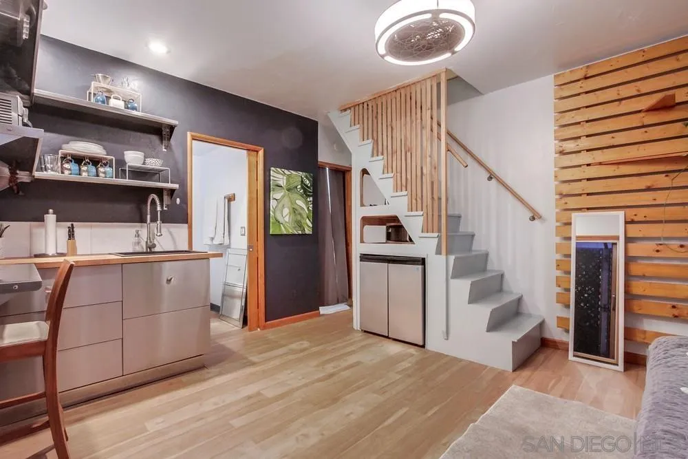https://cdn.realtyfeed.com/cdn/127/250037170/62a781f584381fdb6c10d6a9769c4808.webp
