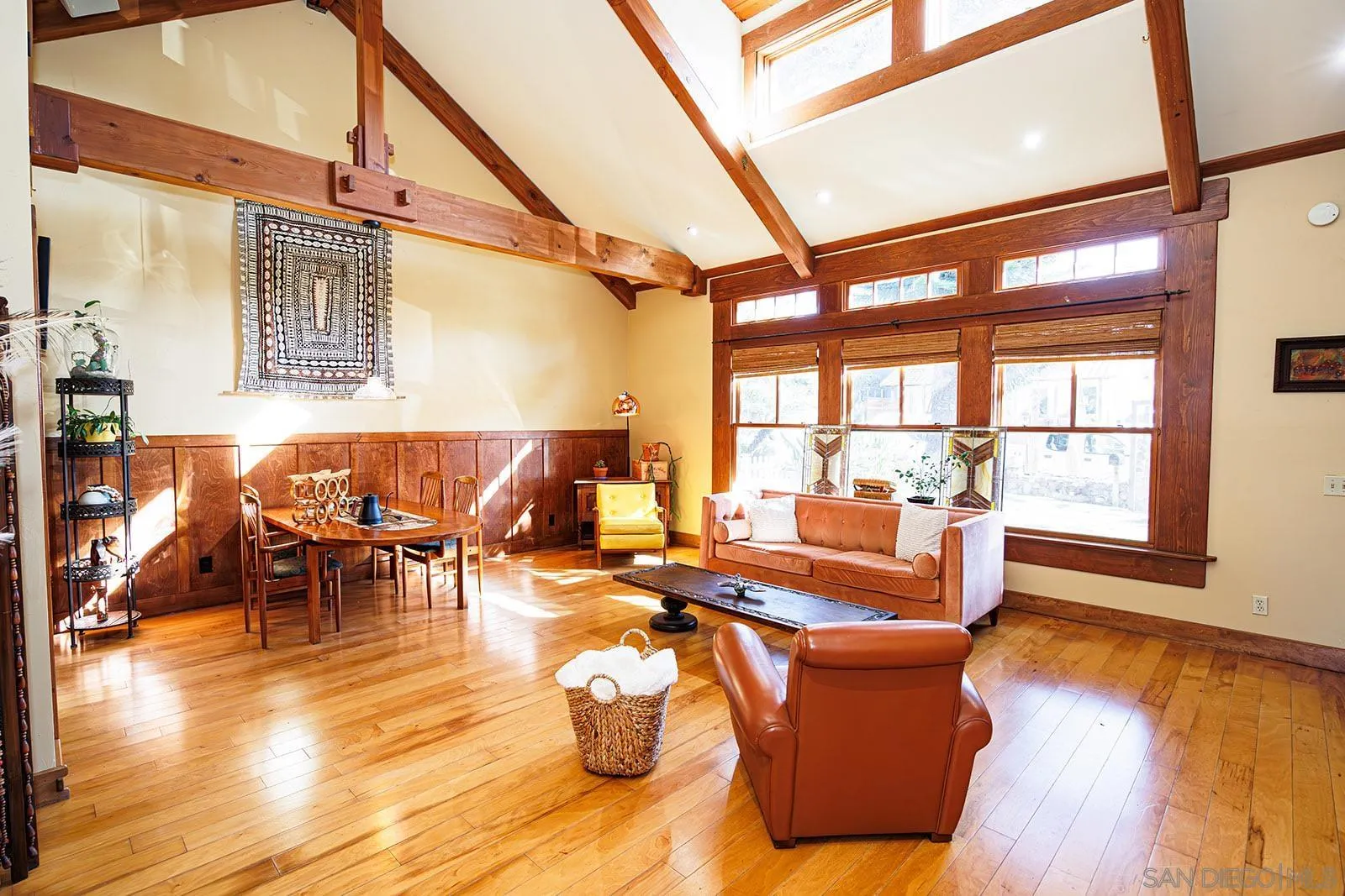 https://cdn.realtyfeed.com/cdn/127/250037170/793fc6f28dbfeaaa85ceba29d60c19ad.webp