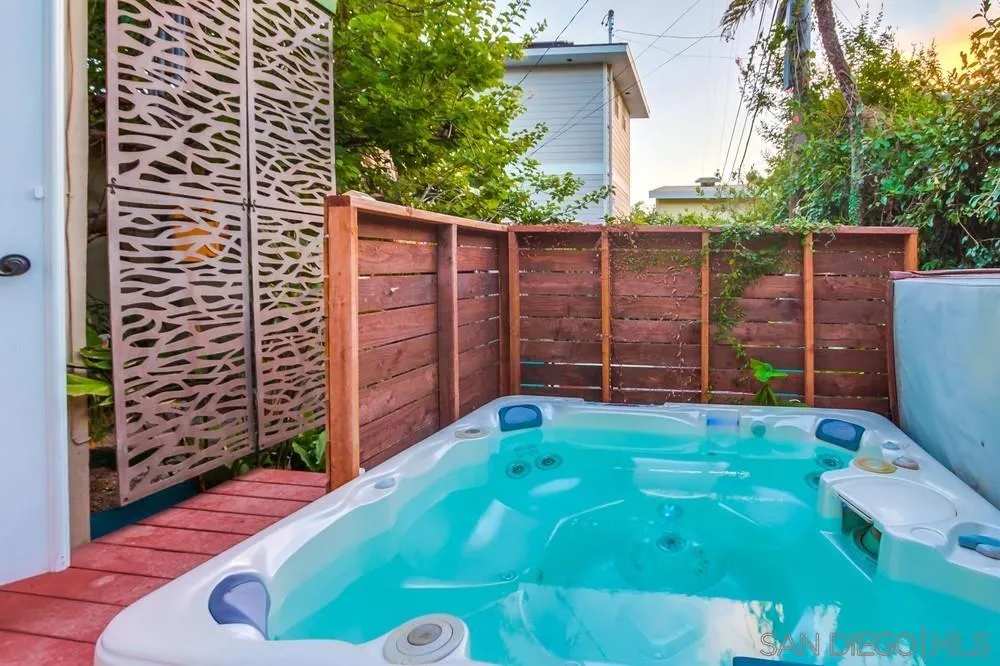 https://cdn.realtyfeed.com/cdn/127/250037170/85f7a5abde2f2cf00dd5ee19f67de519.webp