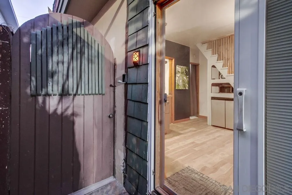 https://cdn.realtyfeed.com/cdn/127/250037170/cb2d4aa05644375233a3d232c8002e44.webp