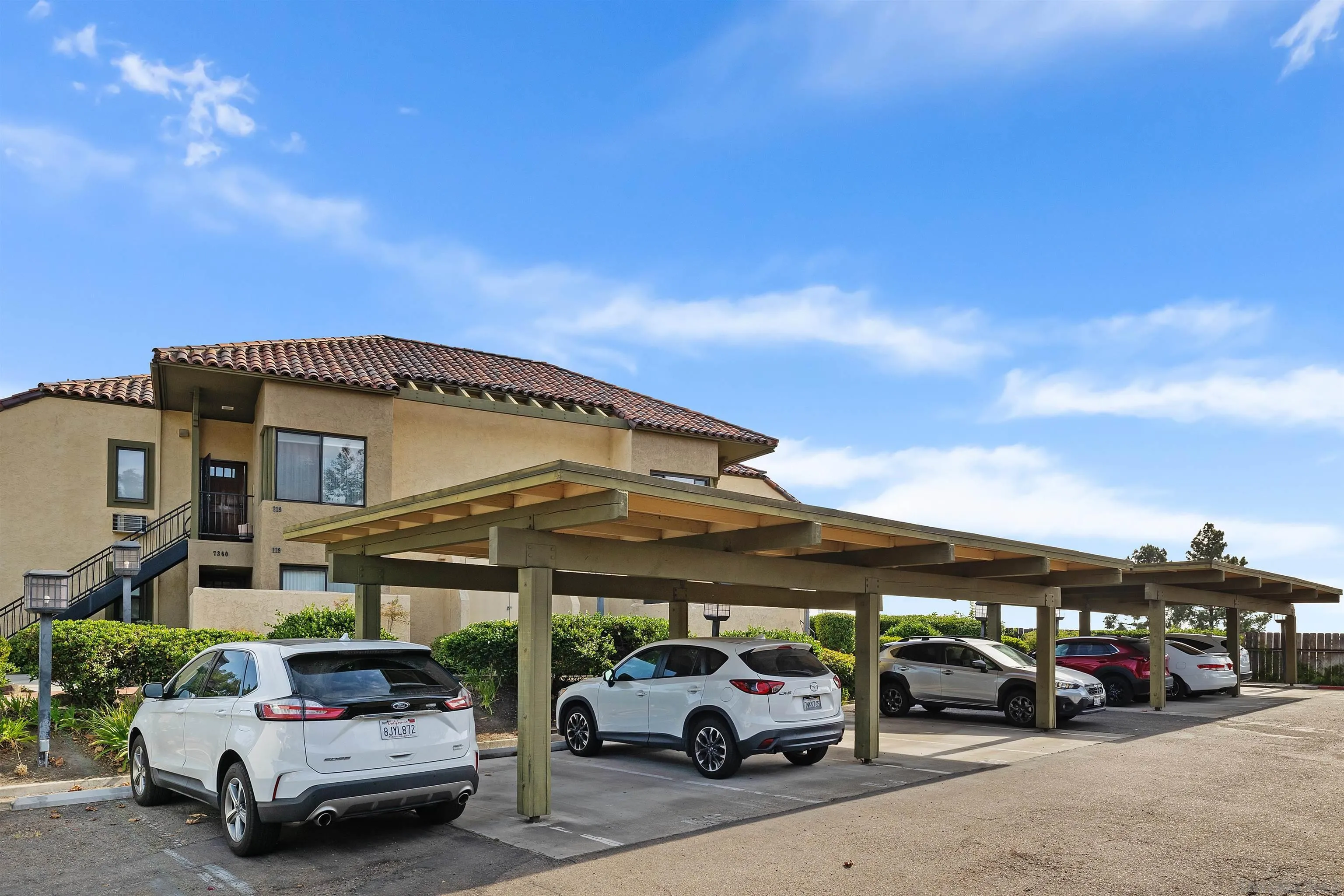 https://cdn.realtyfeed.com/cdn/127/250037171/7f6c55b8f9efef530a6c78f58563516a.webp