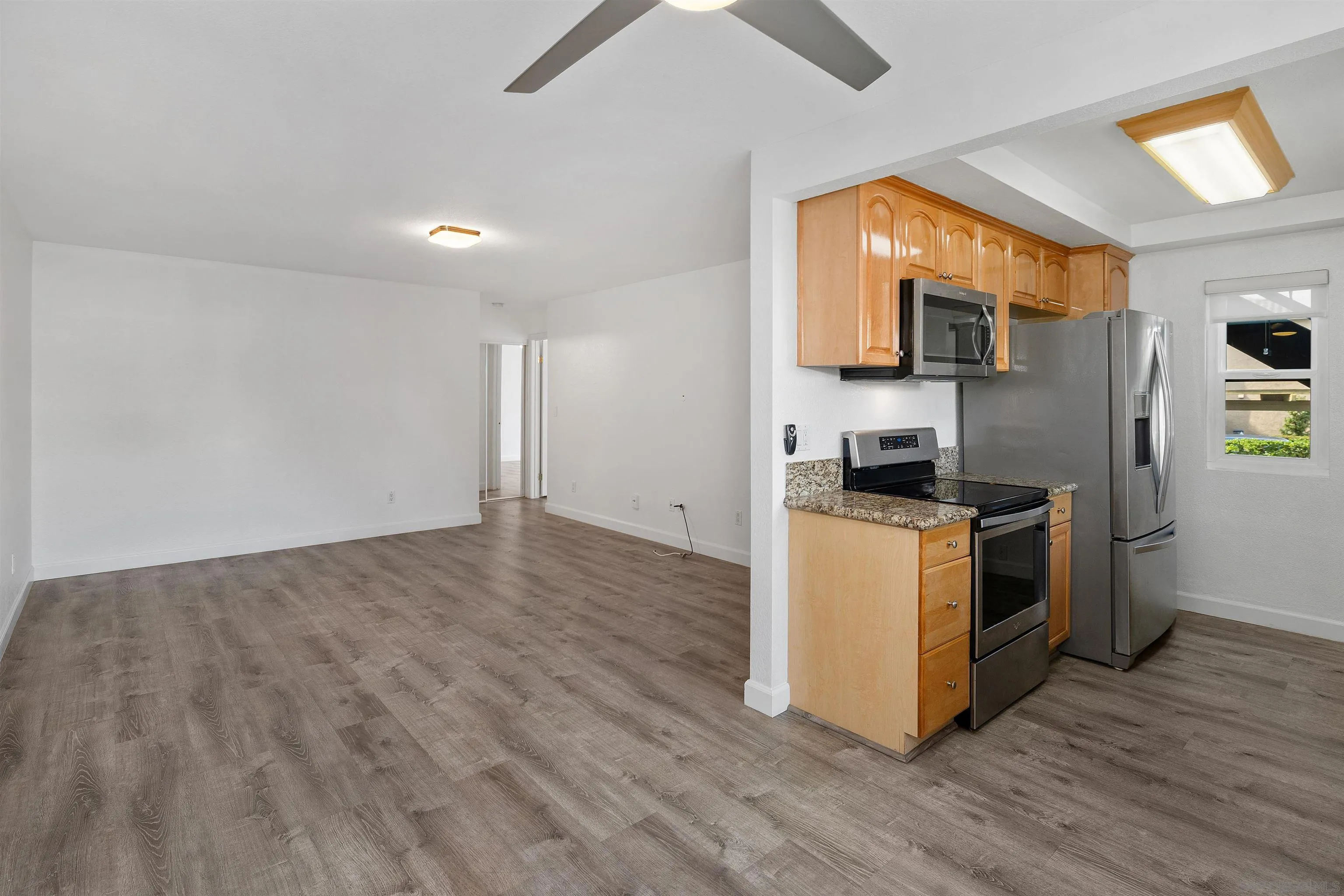 https://cdn.realtyfeed.com/cdn/127/250037171/cf951eea3ada6899758b60e0ec91a46a.webp