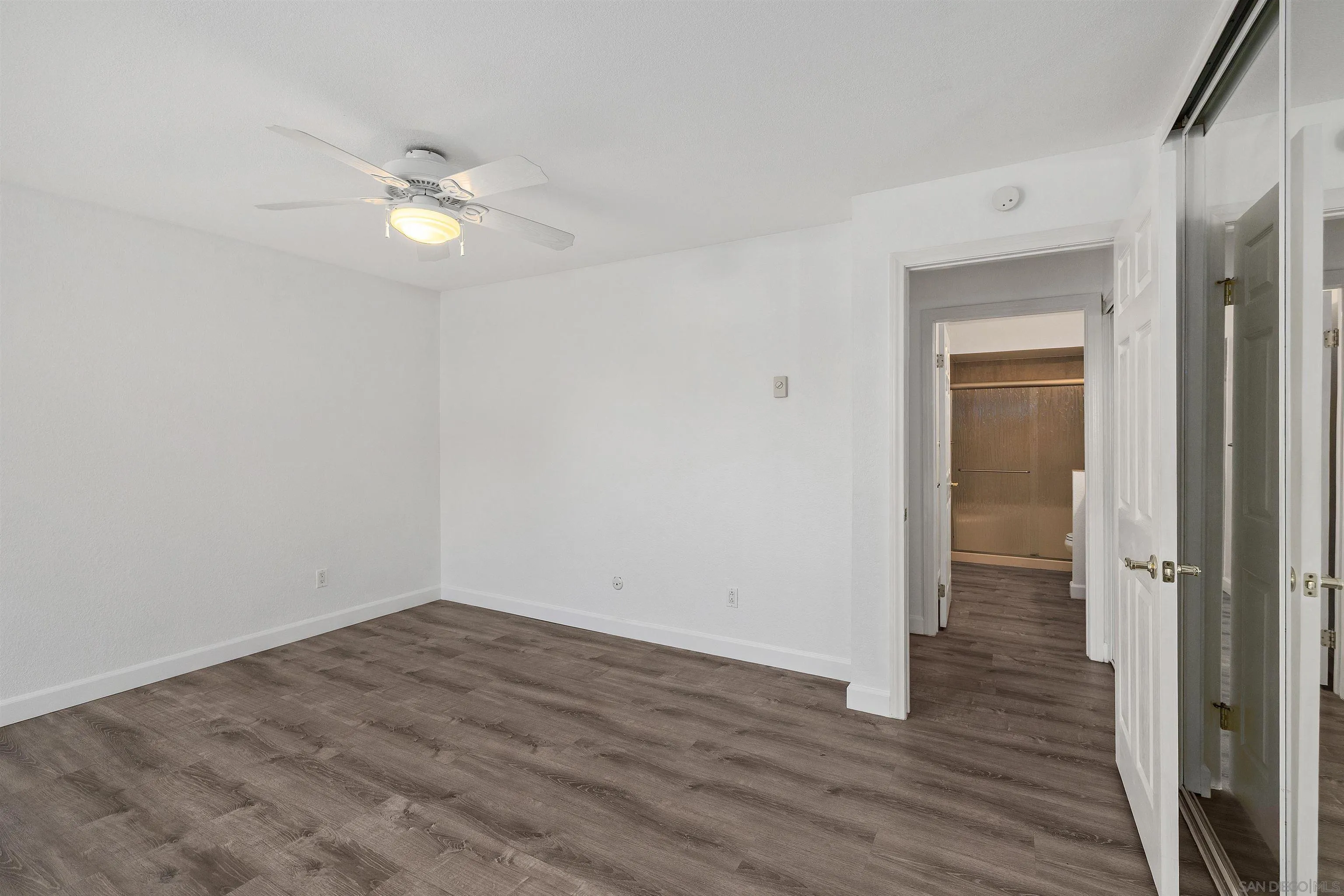 https://cdn.realtyfeed.com/cdn/127/250037171/ed6ba76809c281d42a6854336acc76cb.webp