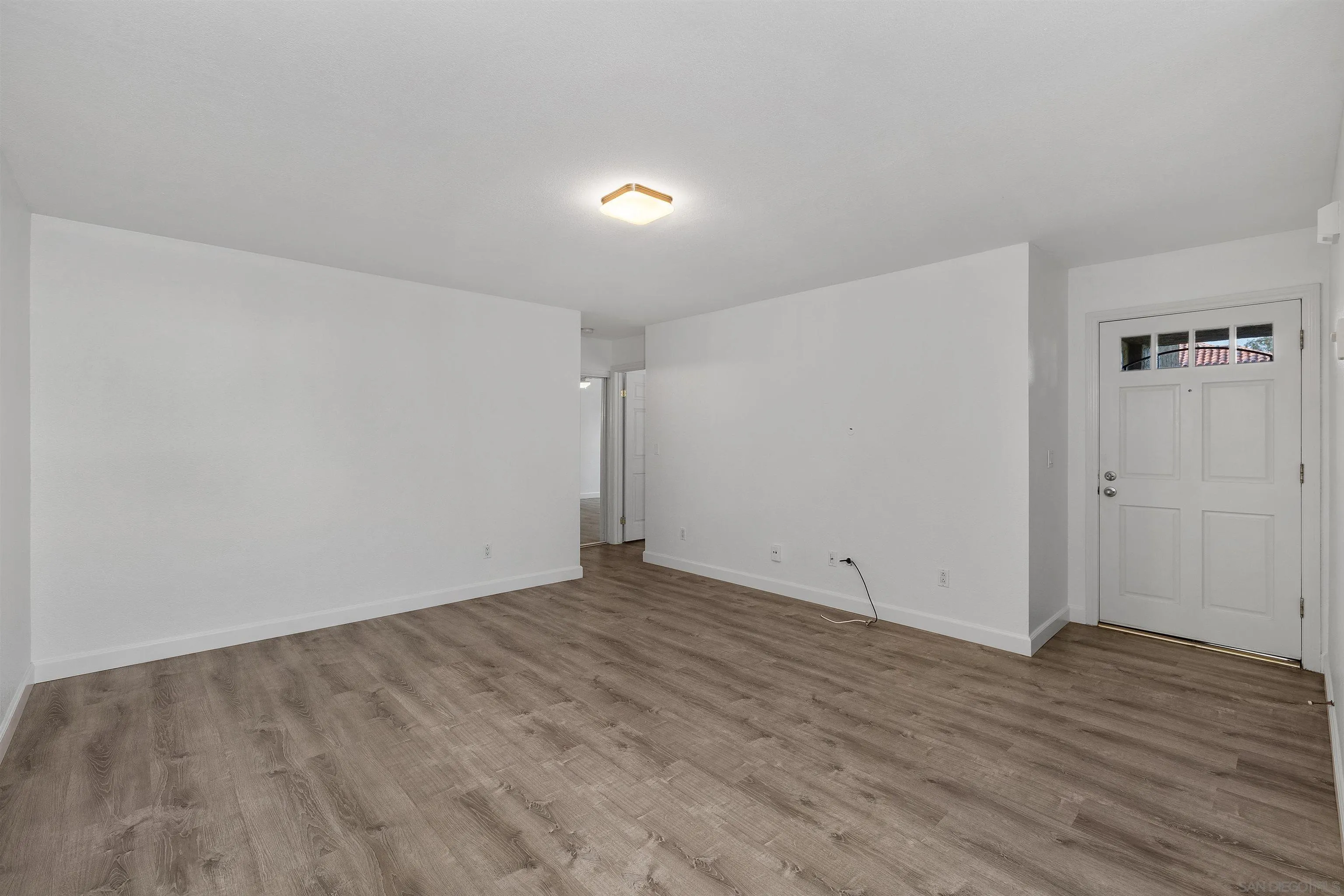 https://cdn.realtyfeed.com/cdn/127/250037171/fb45cbde9bf4efe50bba46f9bf072041.webp