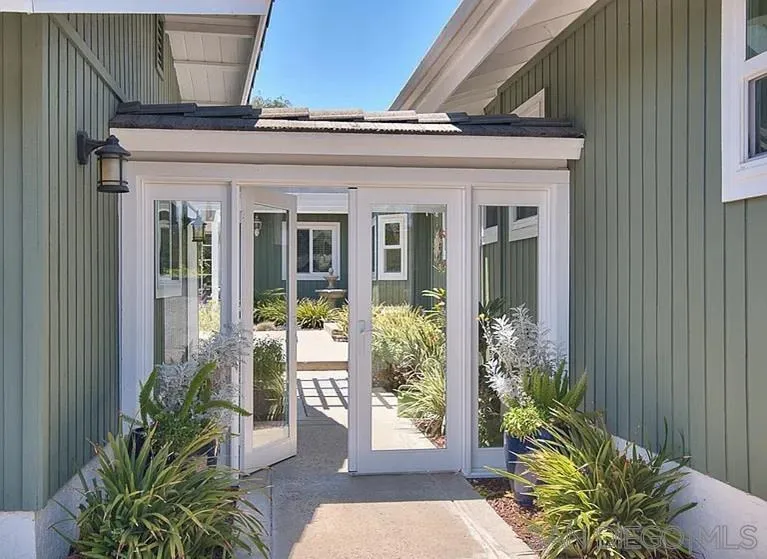 $1,250,000 - $1,500,000