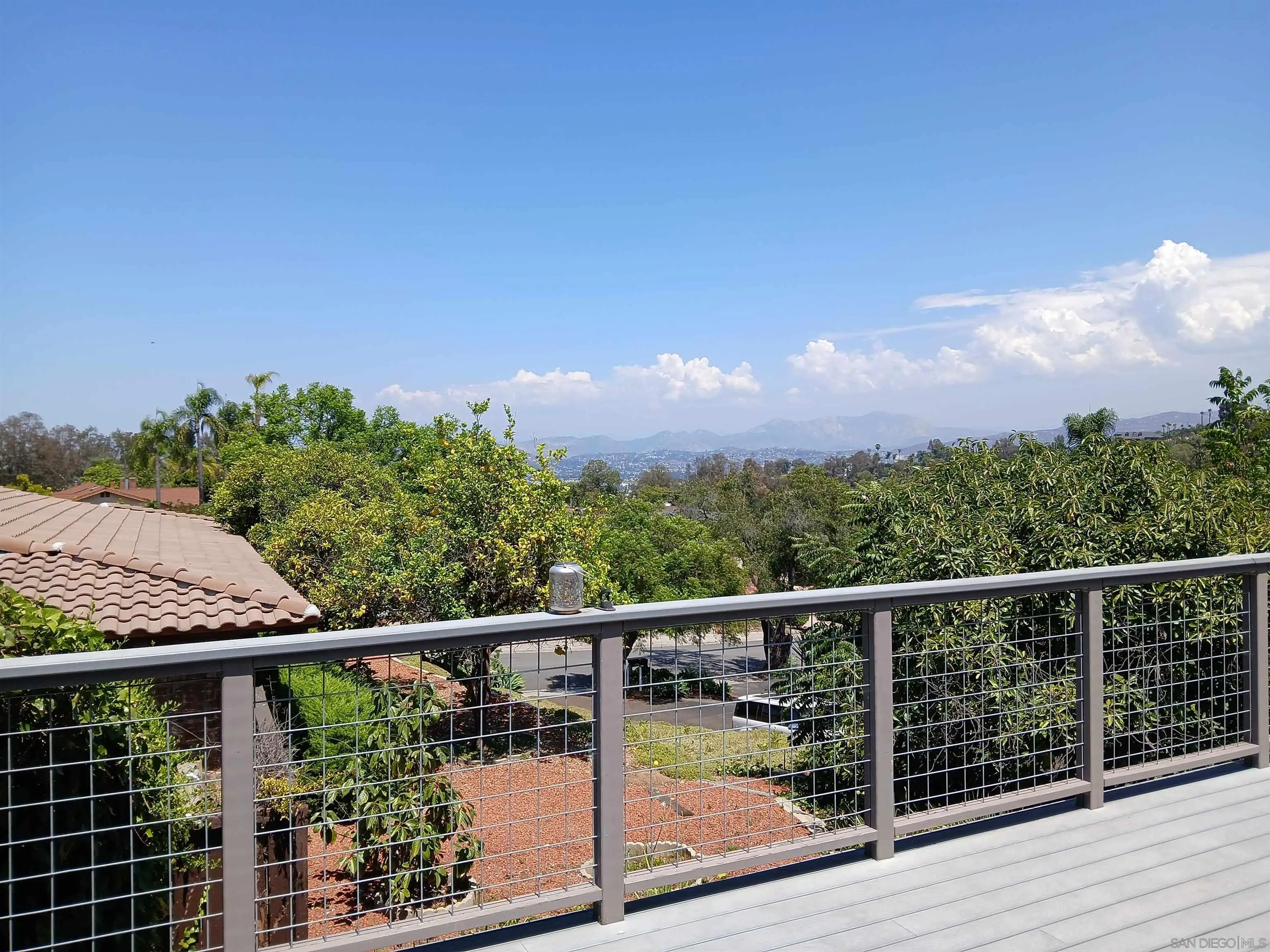https://cdn.realtyfeed.com/cdn/127/250037174/f1e5cc0b8f8cde6746d2b2fa9ebc4db6.webp