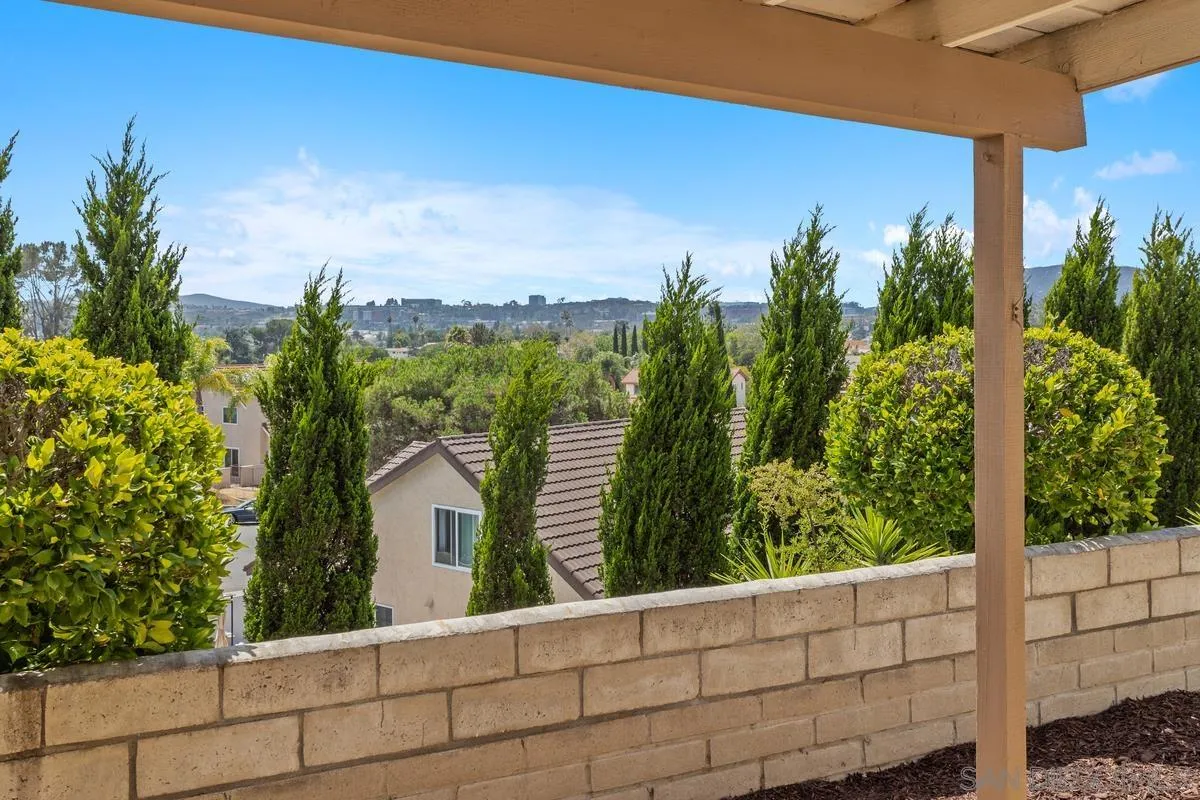 https://cdn.realtyfeed.com/cdn/127/250037182/d9f5f73ce3f2bbeba0290ce7b8ae40ce.webp