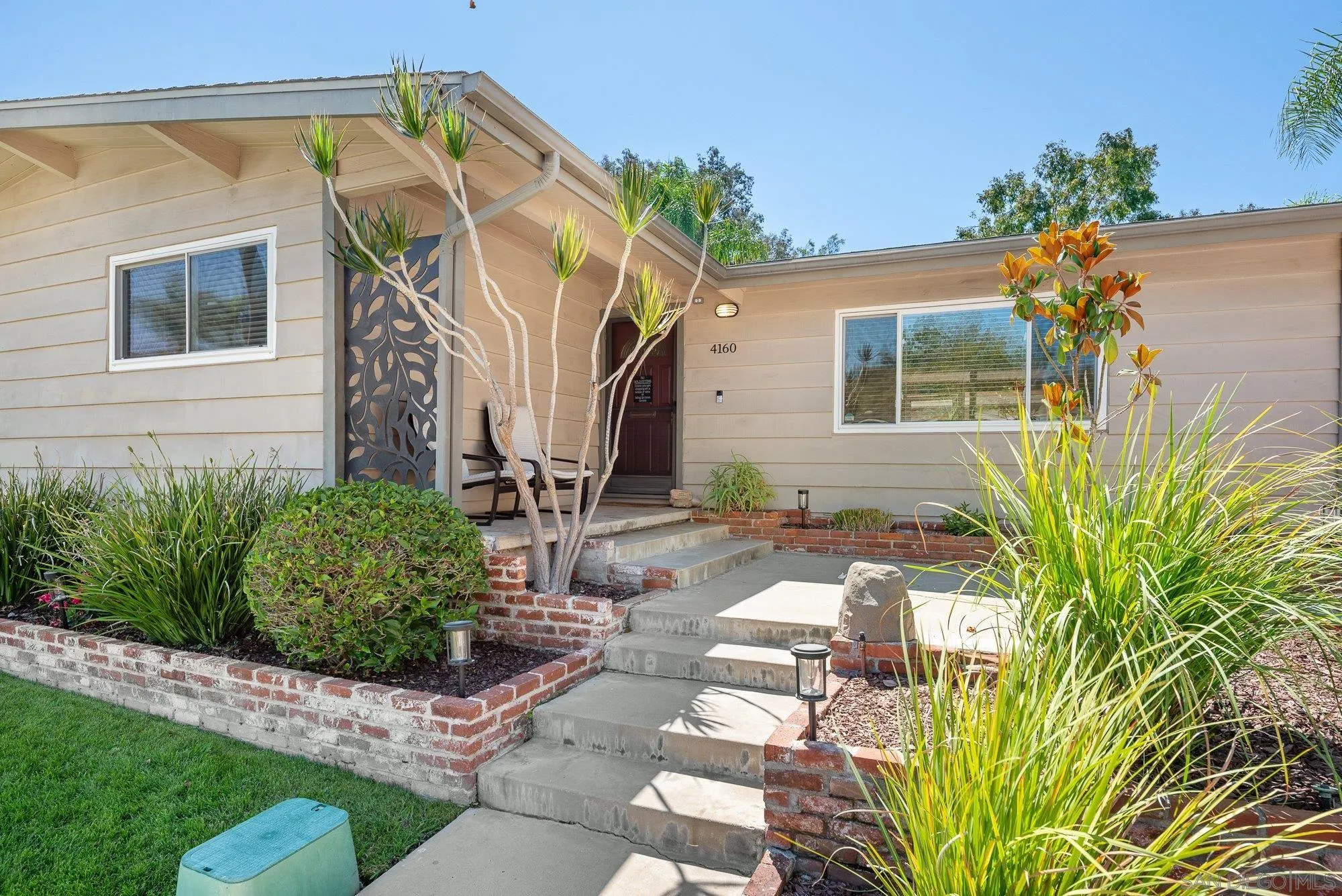https://cdn.realtyfeed.com/cdn/127/250037184/2a96600db28a56668a3b86bc6850b393.webp