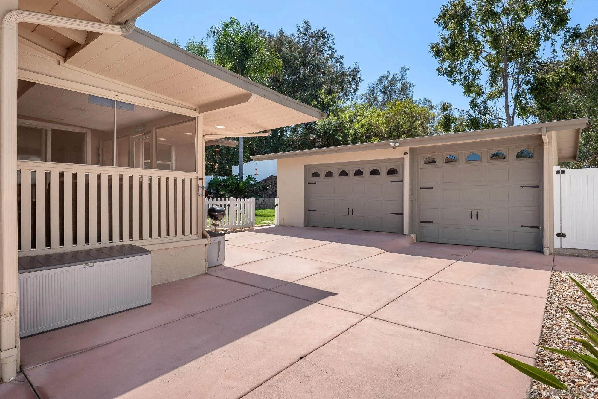 https://cdn.realtyfeed.com/cdn/127/250037184/a2439eb2b1a0b1a1448be068c7a66fb5.webp