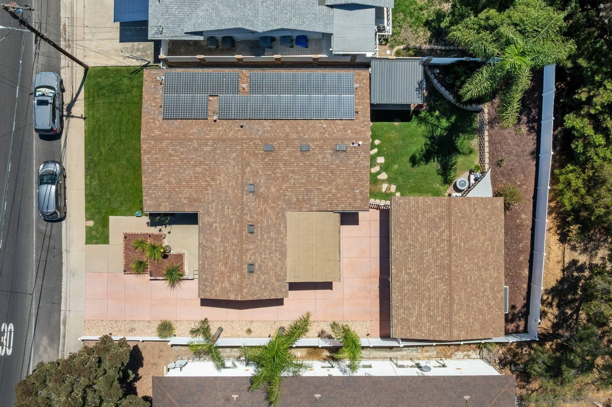 https://cdn.realtyfeed.com/cdn/127/250037184/ad2498a7fbbd2a8e5dc319e255cc0d8e.webp