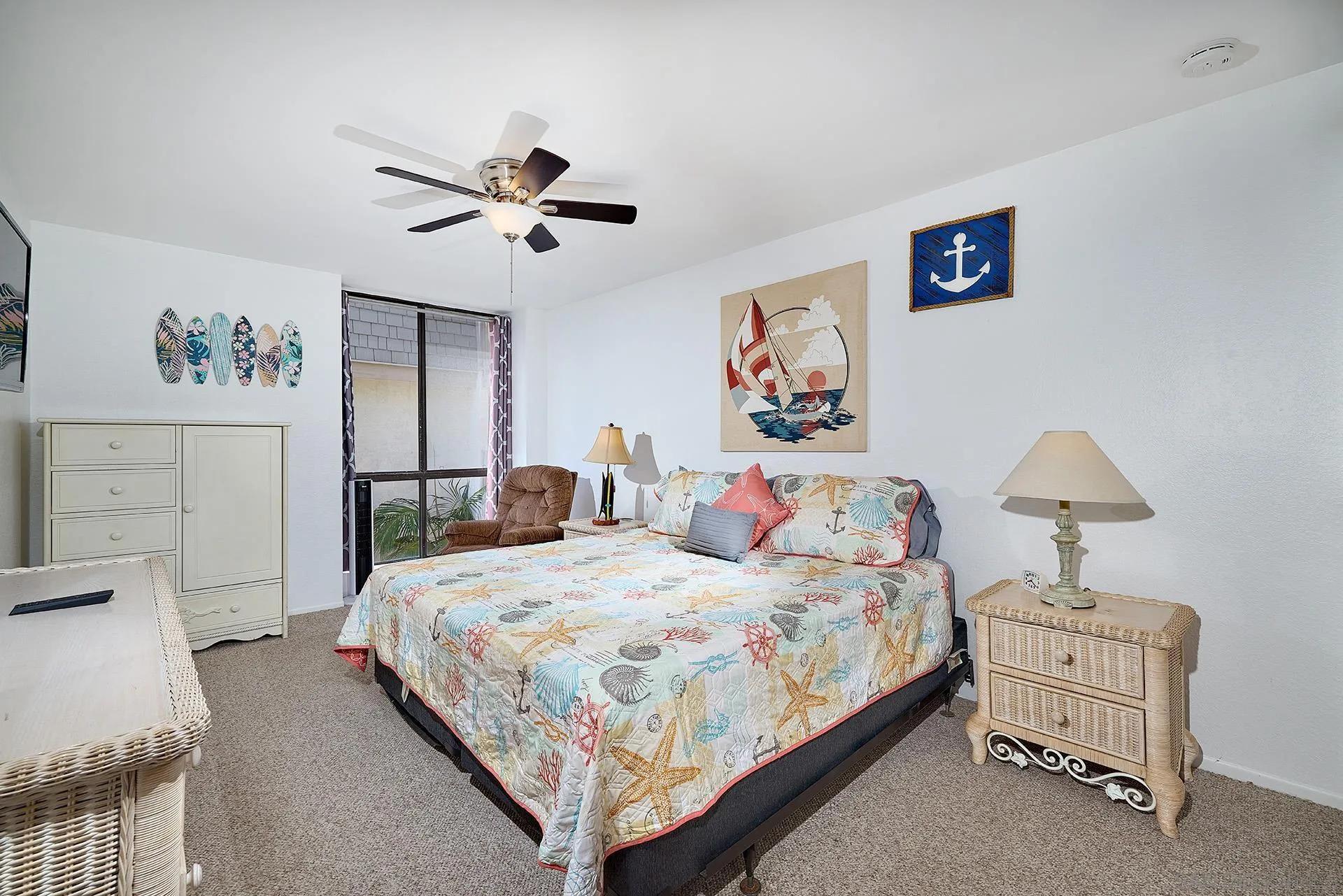 https://cdn.realtyfeed.com/cdn/127/250037193/d892455bdb031726665211e6093ae9c7.webp