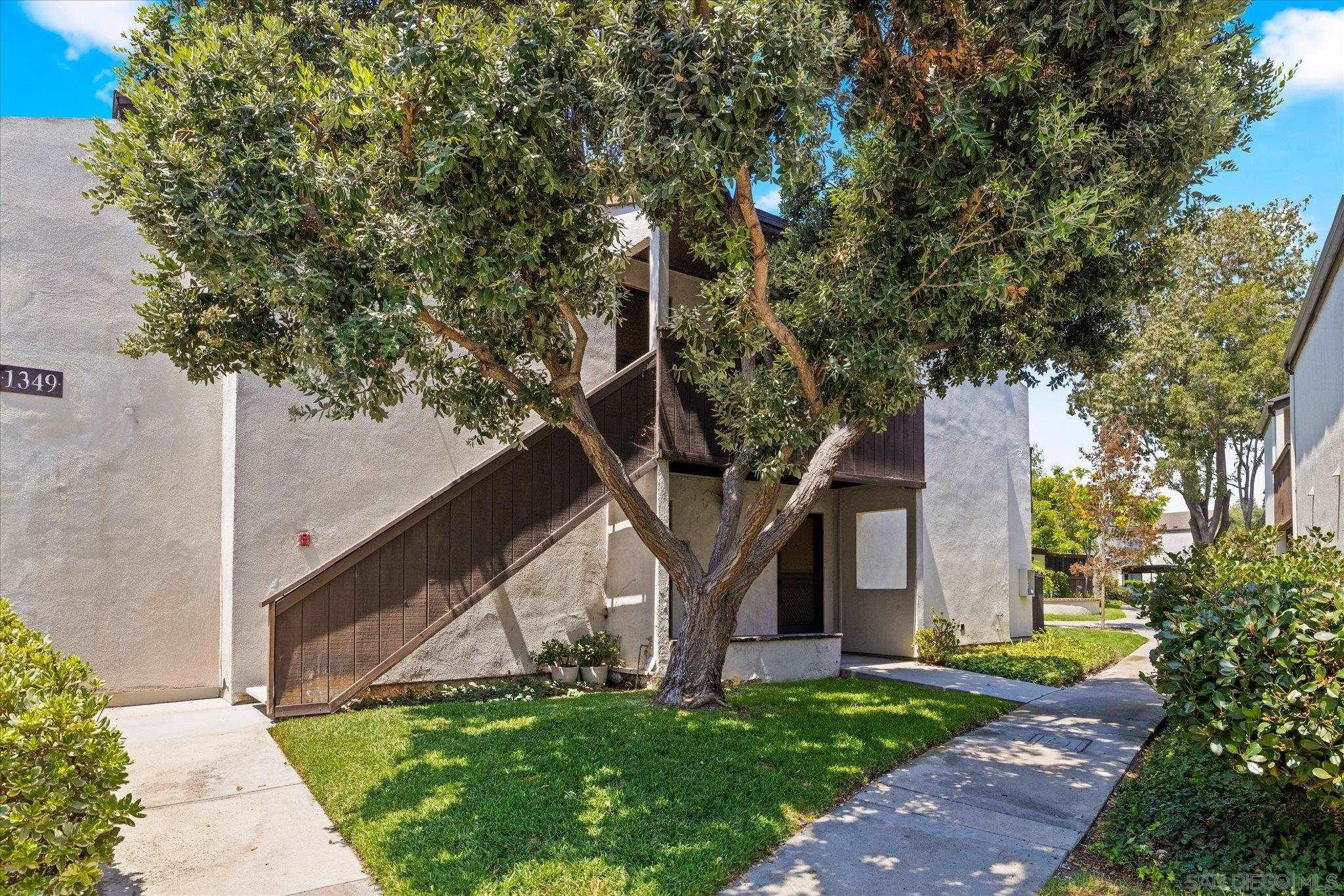 https://cdn.realtyfeed.com/cdn/127/250037194/3afc357f28c8da2f87a2ed9af744cf36.webp