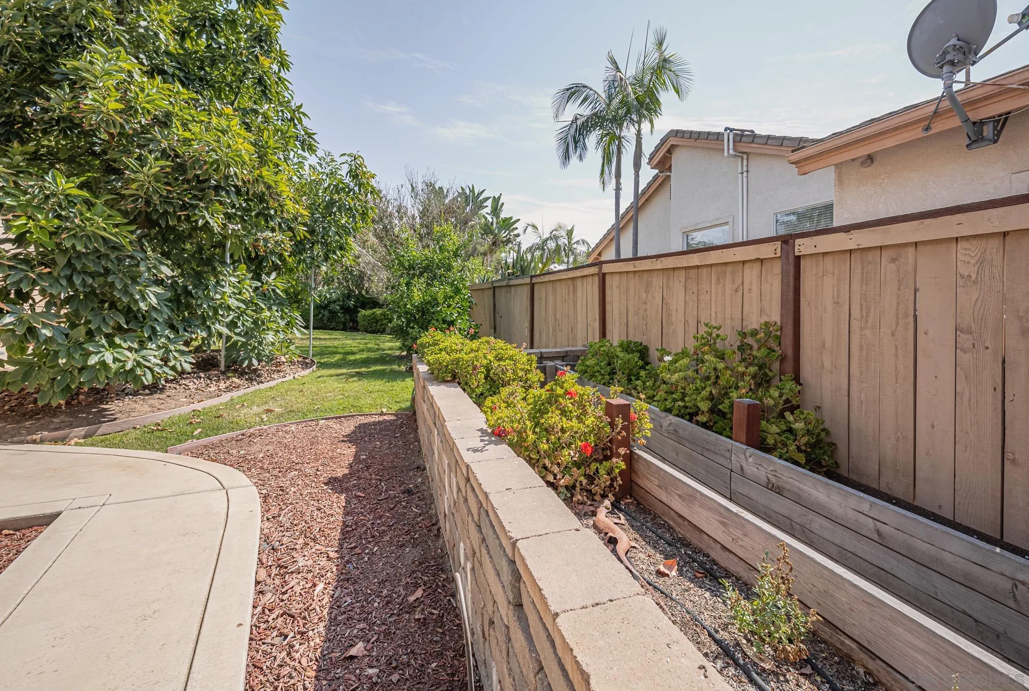 https://cdn.realtyfeed.com/cdn/127/250037195/02f7e8422073b4f29c29f7f943c1378a.webp