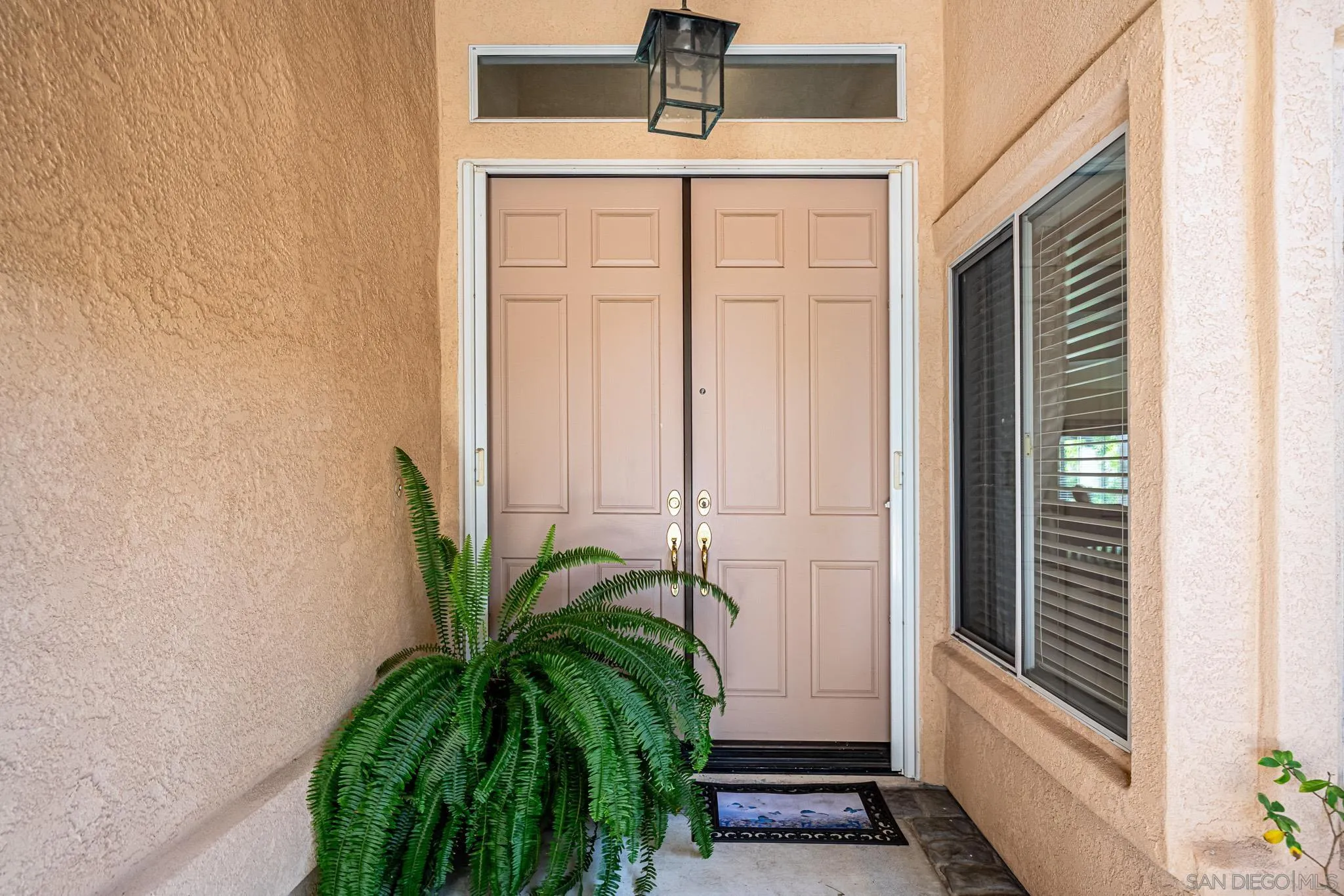 https://cdn.realtyfeed.com/cdn/127/250037195/f2b30e71f3e87cd57b182da05c57df1a.webp