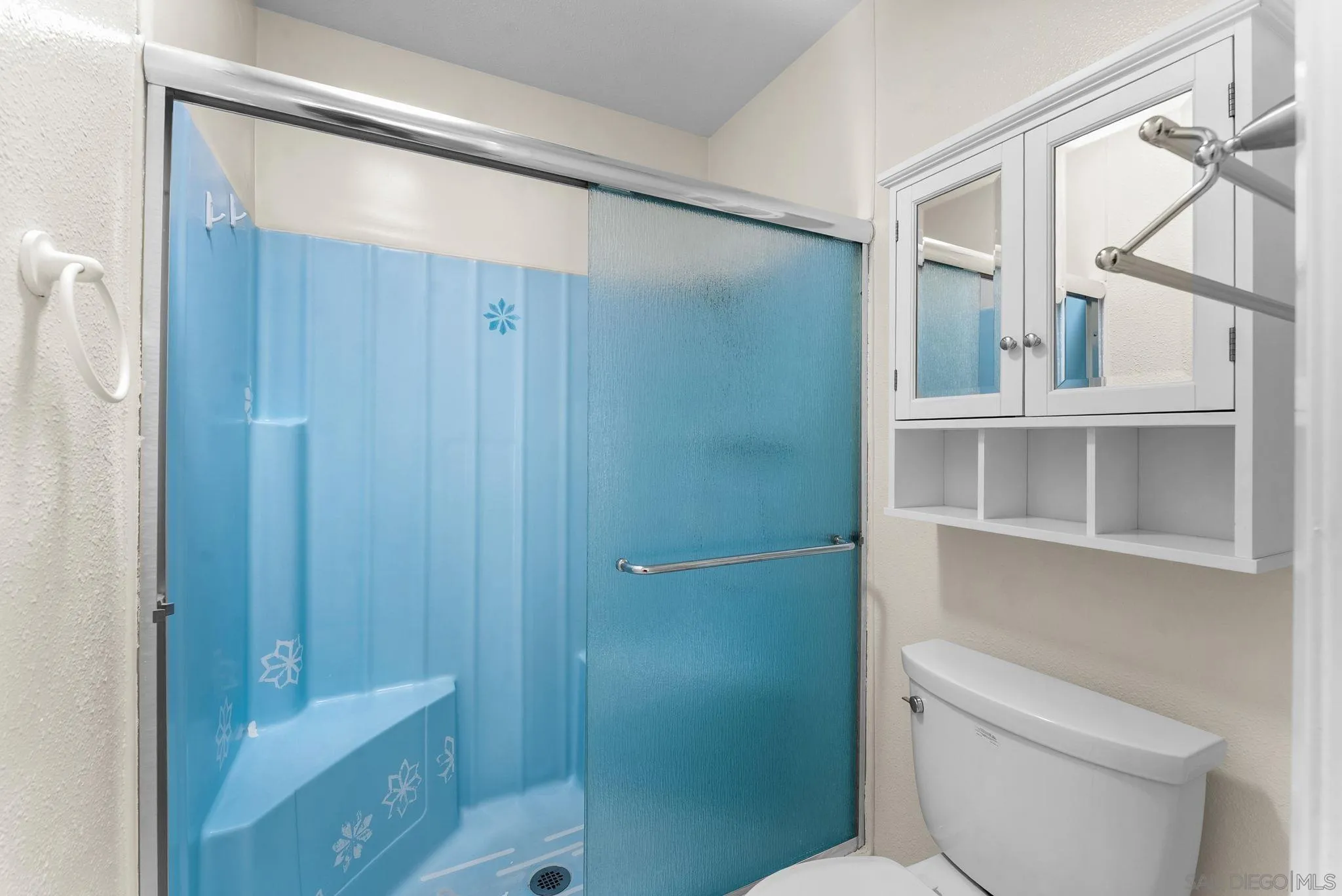 https://cdn.realtyfeed.com/cdn/127/250037197/31c6414f7813a5d60056f08f0d36ef25.webp