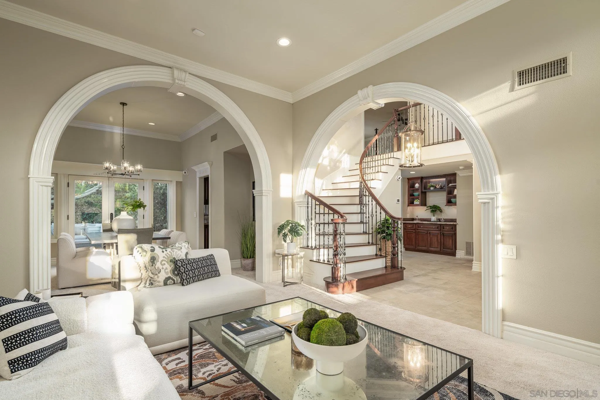 https://cdn.realtyfeed.com/cdn/127/250037204/30b76c579e59ce8b8e9cca35c15de7b9.webp