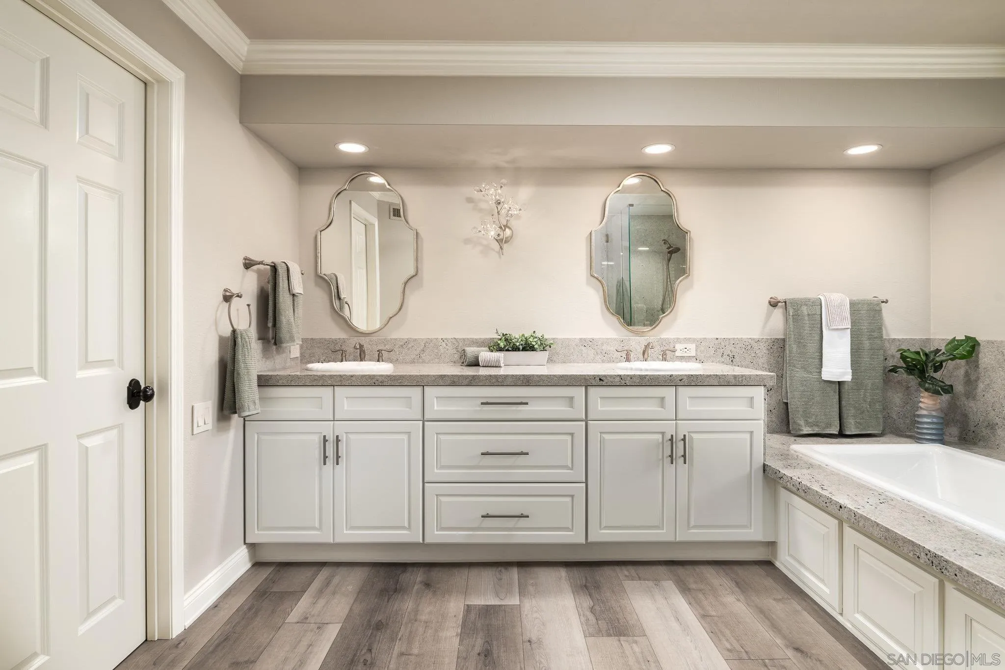 https://cdn.realtyfeed.com/cdn/127/250037204/8d5068d377a3734c80e81c3f05dd5346.webp