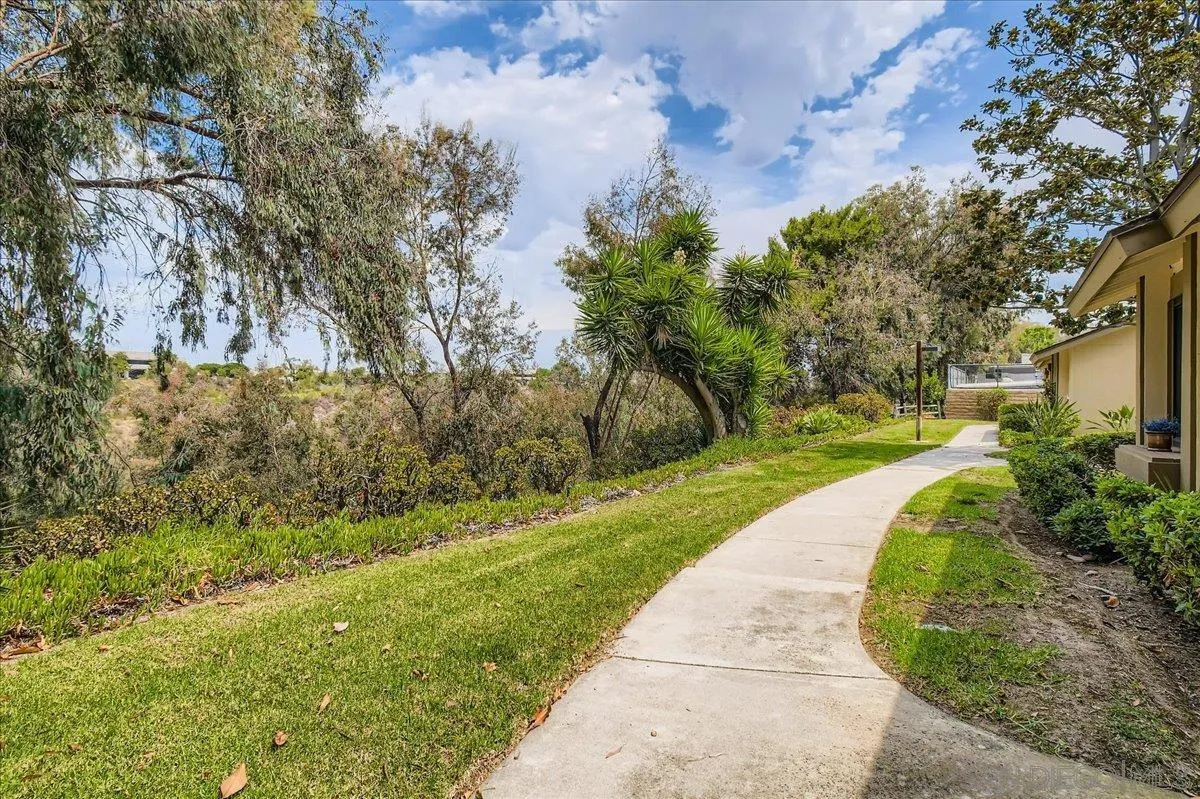 https://cdn.realtyfeed.com/cdn/127/250037206/9f31ceee4bcd1af6874a099bd18da0f6.webp
