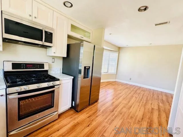 https://cdn.realtyfeed.com/cdn/127/250037207/146fa6c23be306e197f5351eed11f901.webp