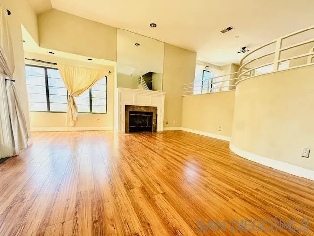 https://cdn.realtyfeed.com/cdn/127/250037207/ac865ea1b28a009e2e678bdbe49b51dd.webp