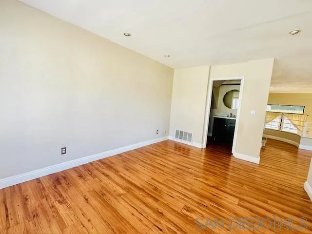 https://cdn.realtyfeed.com/cdn/127/250037207/cc4494cd3a3777d964839f903e6dbb55.webp