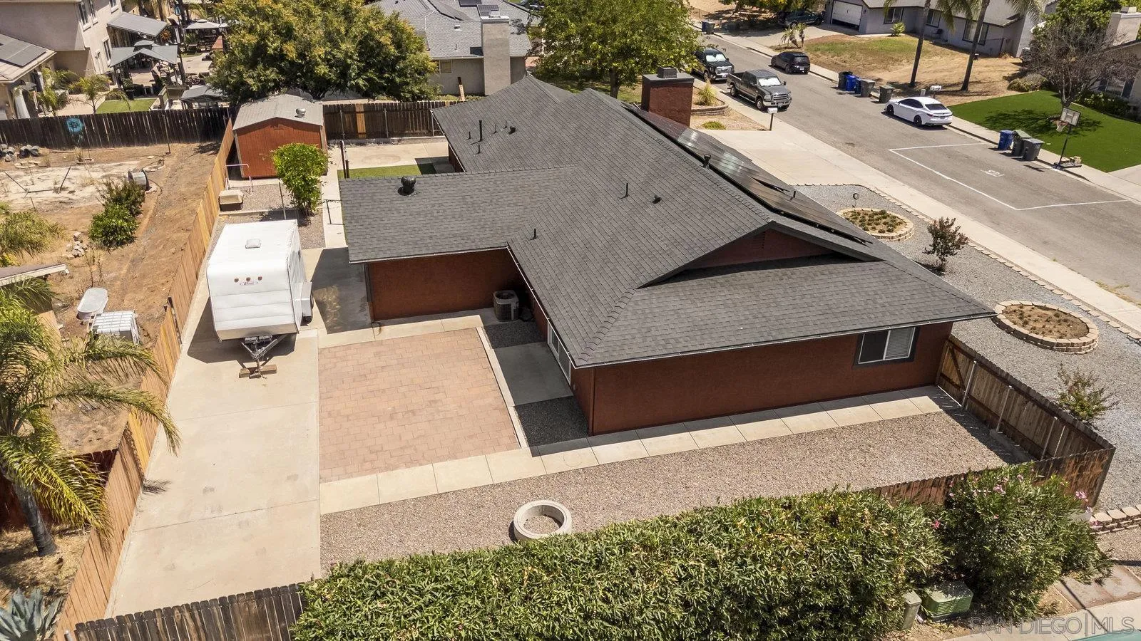 https://cdn.realtyfeed.com/cdn/127/250037208/0ed4e713cbbe253b29fff55079279b44.webp