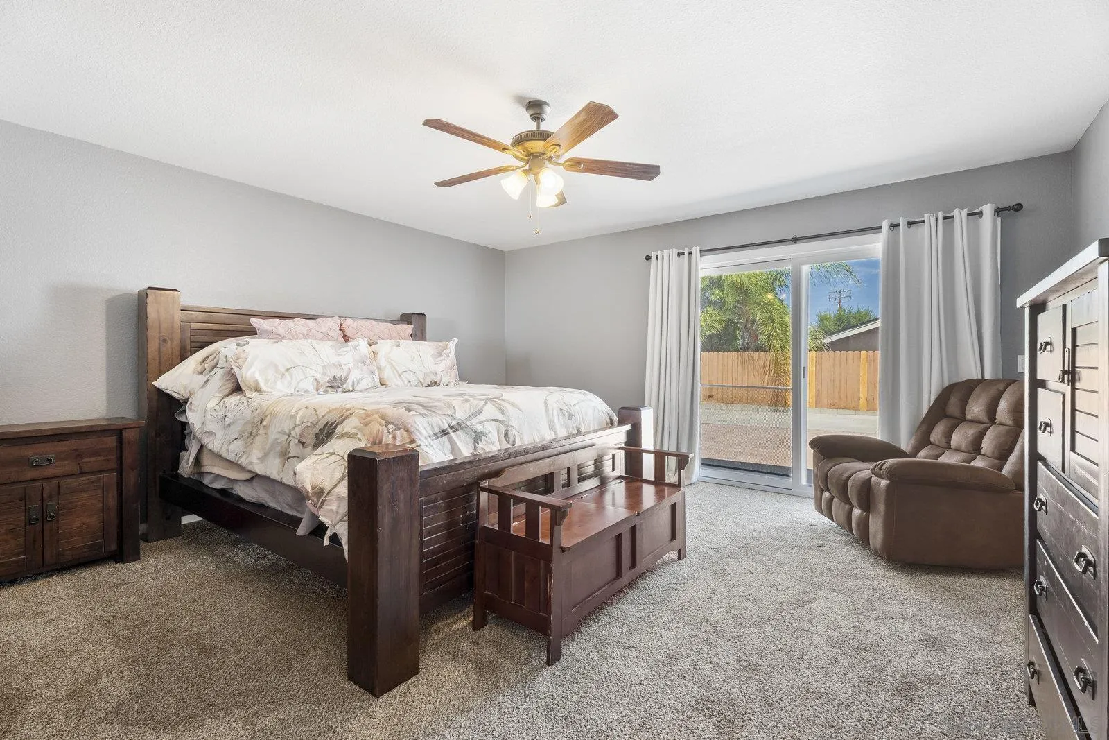 https://cdn.realtyfeed.com/cdn/127/250037208/7f55bc74a4e5b2da11da3a4f88f50a99.webp