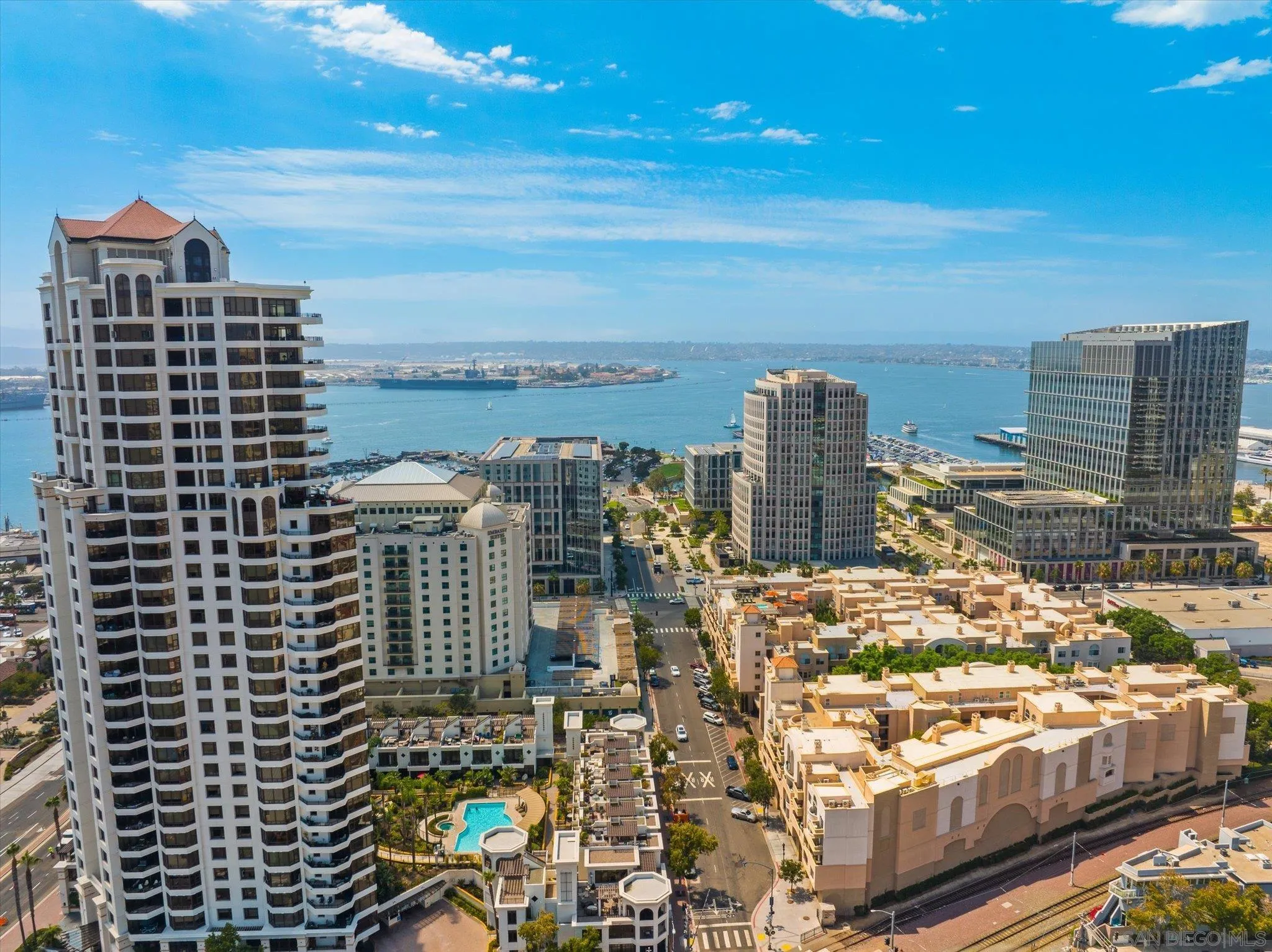 https://cdn.realtyfeed.com/cdn/127/250037212/0605baeb1d919f6edc33b5d5d3d9c6ee.webp