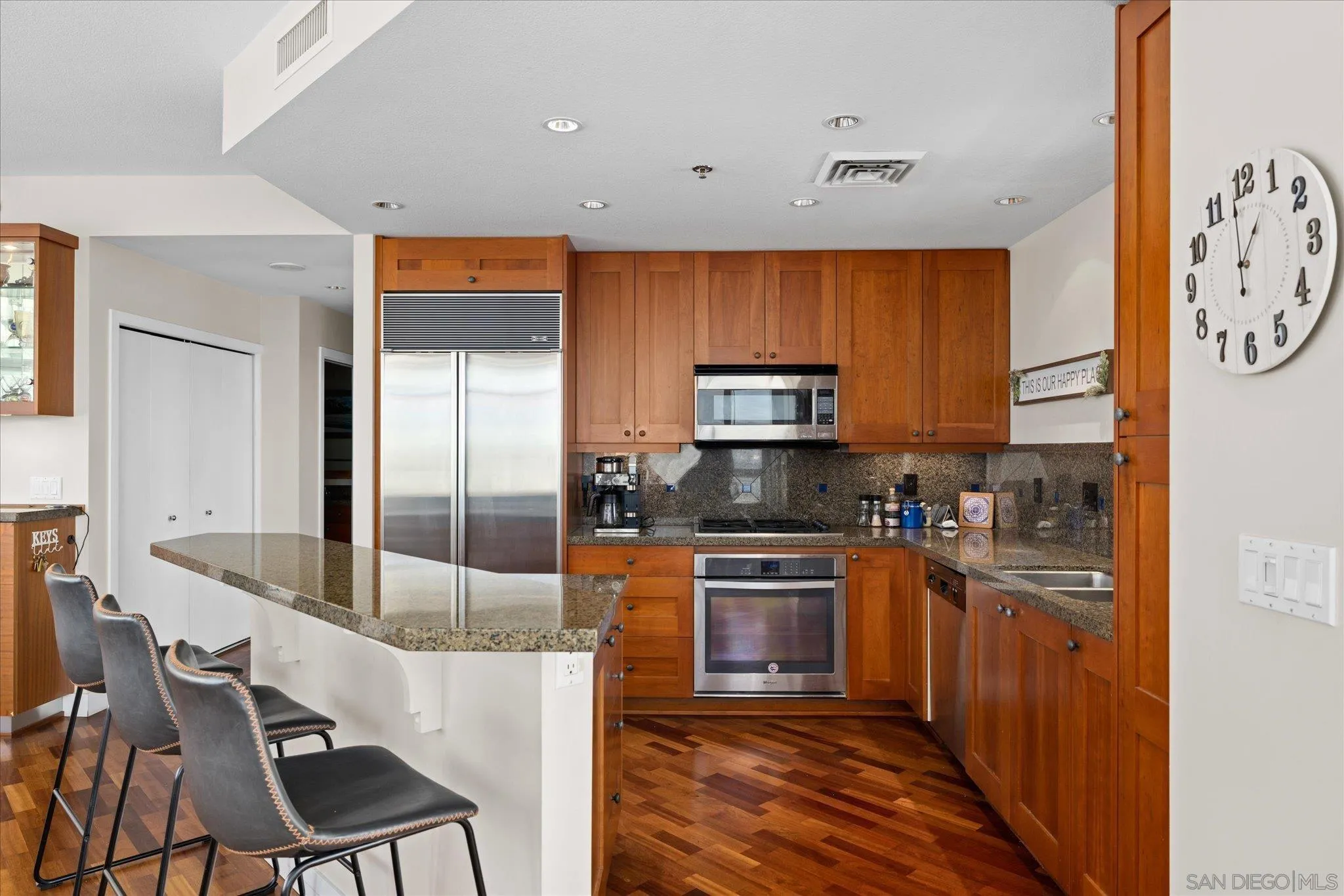 https://cdn.realtyfeed.com/cdn/127/250037212/17330c76e3d54e1f9bc60bd7c77a4121.webp