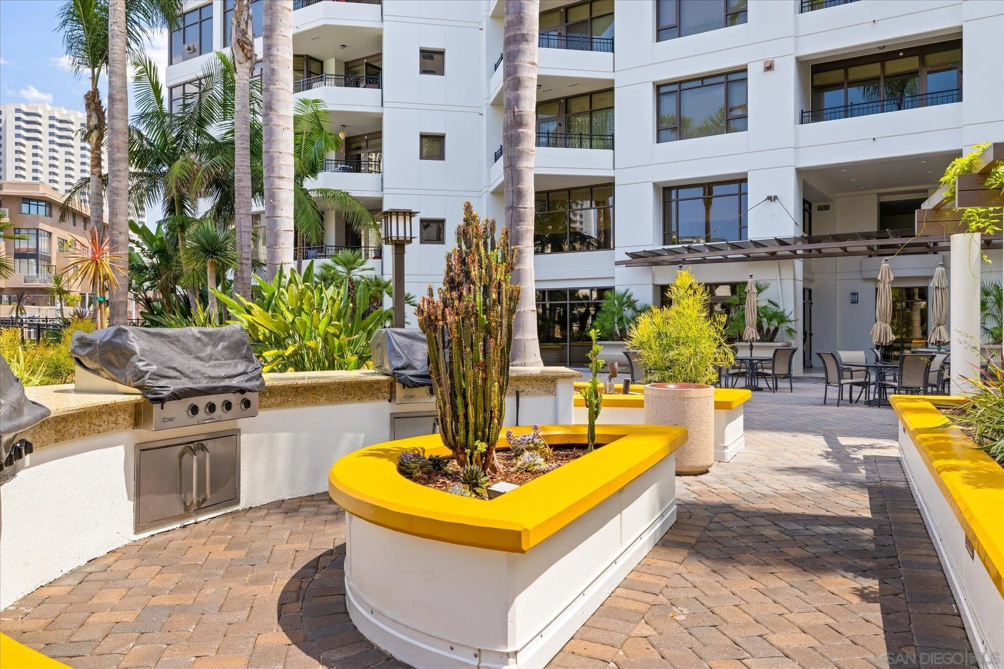 https://cdn.realtyfeed.com/cdn/127/250037212/46c81cb8849b19127a19deb85975ae4f.webp