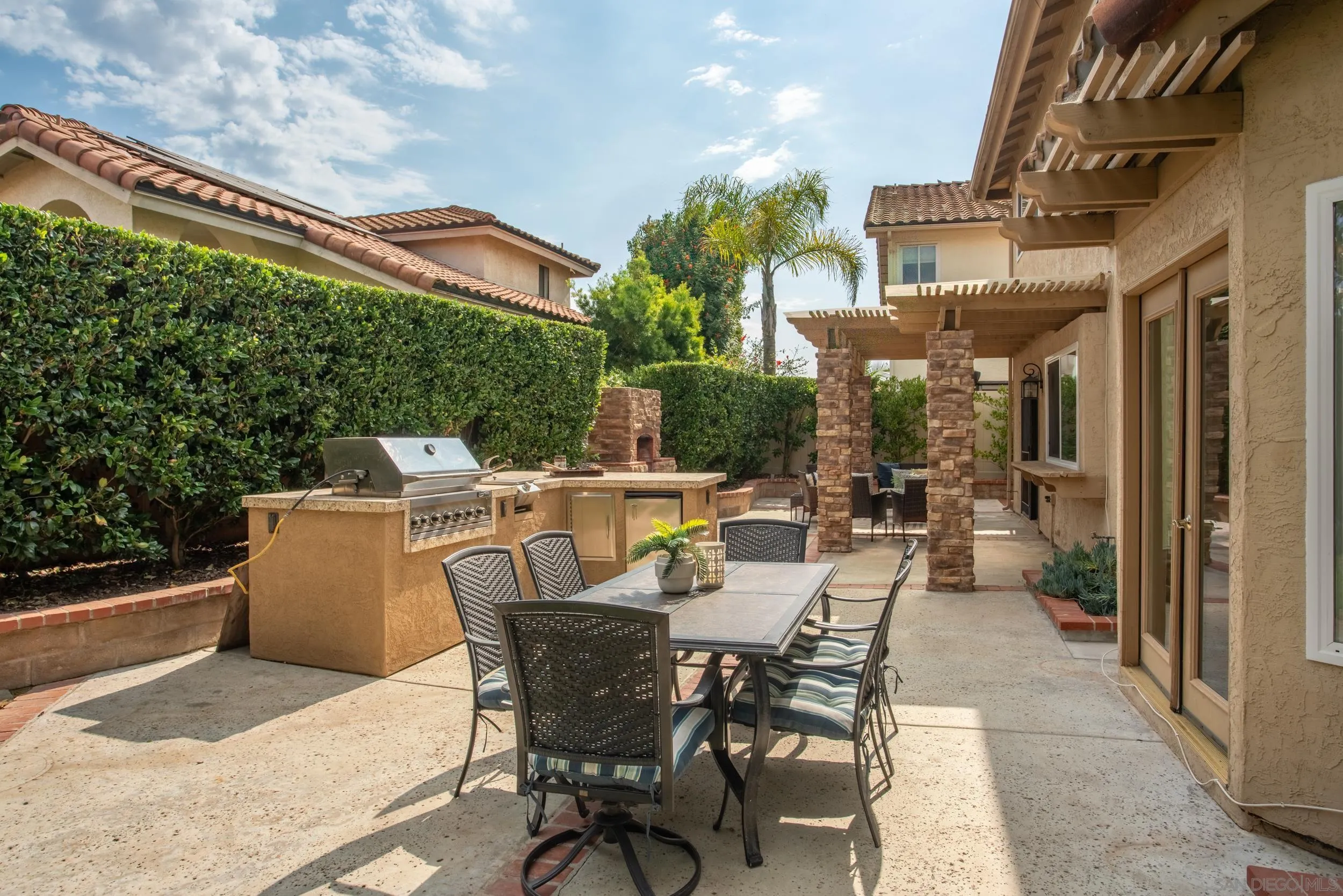 https://cdn.realtyfeed.com/cdn/127/250037214/07e2bd8d3a7e5497b2be86656767a99b.webp