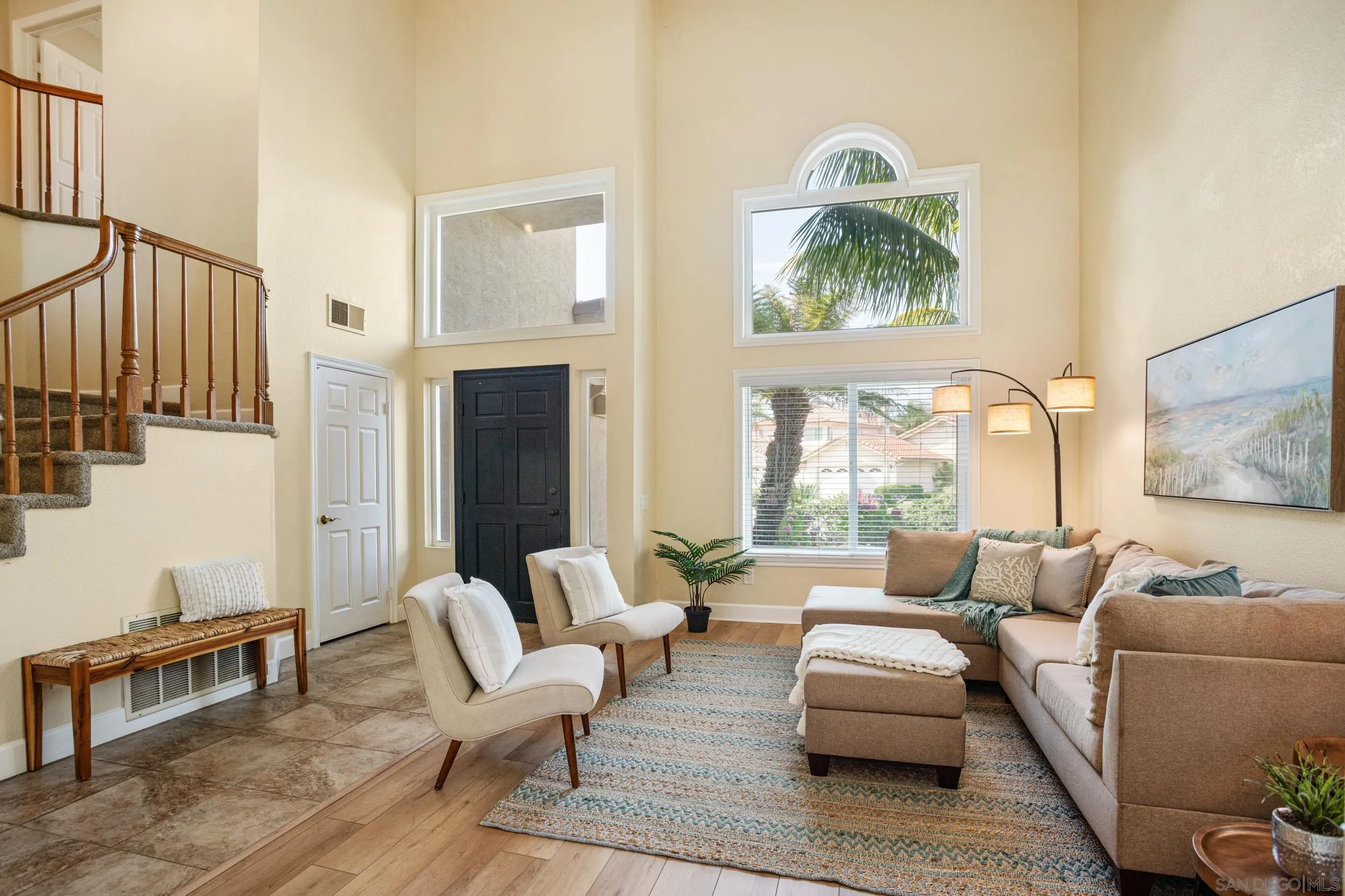 https://cdn.realtyfeed.com/cdn/127/250037214/164257f08733cc8e45d905bc9eb4d9ab.webp