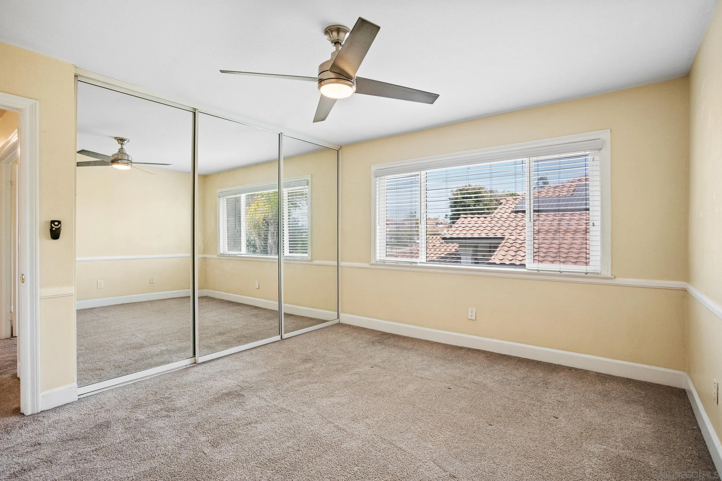 https://cdn.realtyfeed.com/cdn/127/250037214/2a128ff9d52134b773b6b82c036f4d69.webp