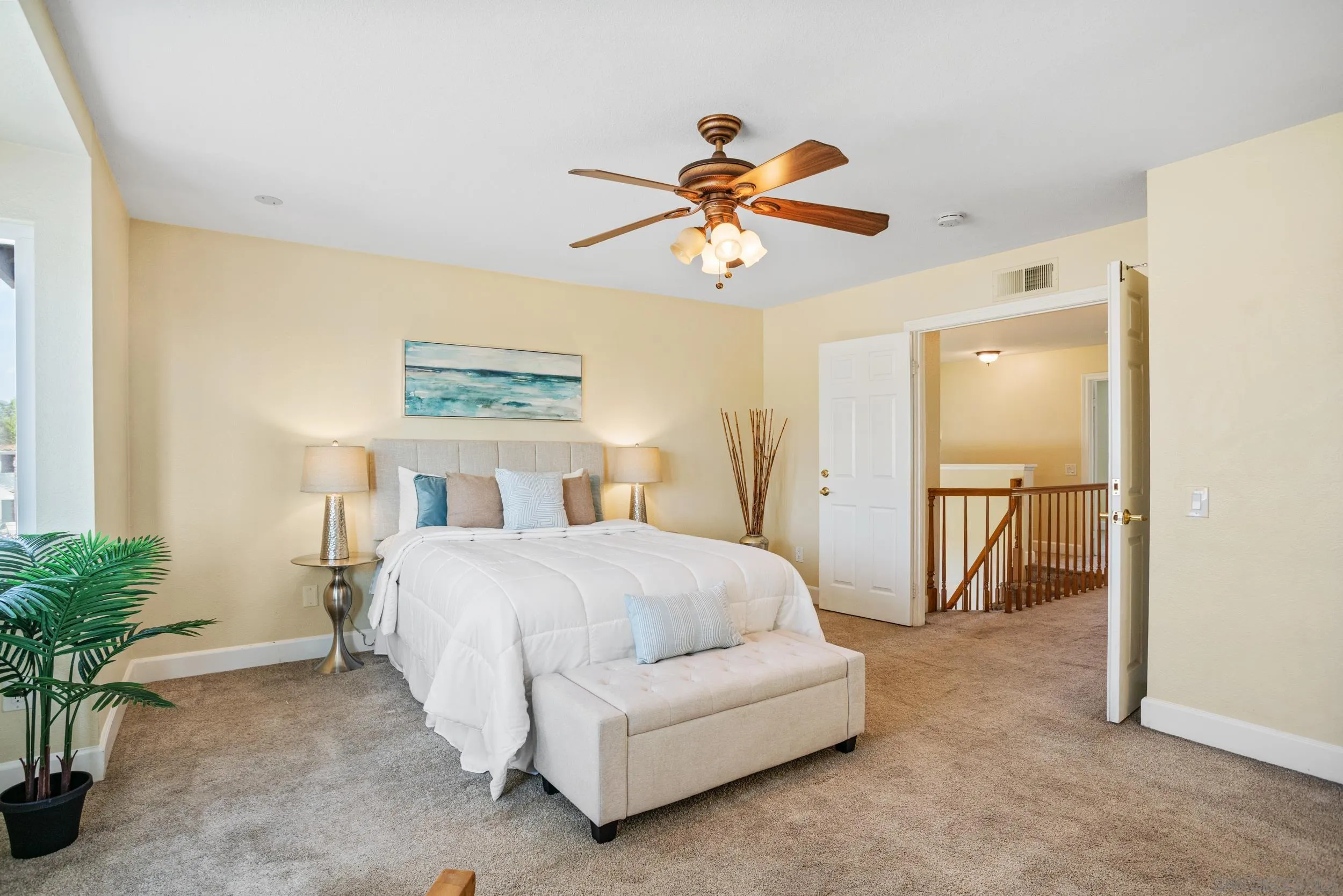 https://cdn.realtyfeed.com/cdn/127/250037214/75cf1c3406a4b38174580e3dfa8dfd25.webp