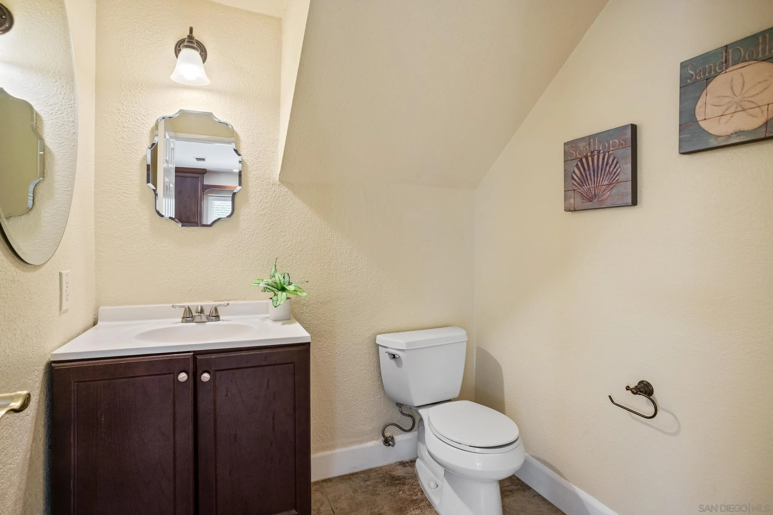 https://cdn.realtyfeed.com/cdn/127/250037214/b47a4a240ef1a3c54aae4fb56f5d8e03.webp