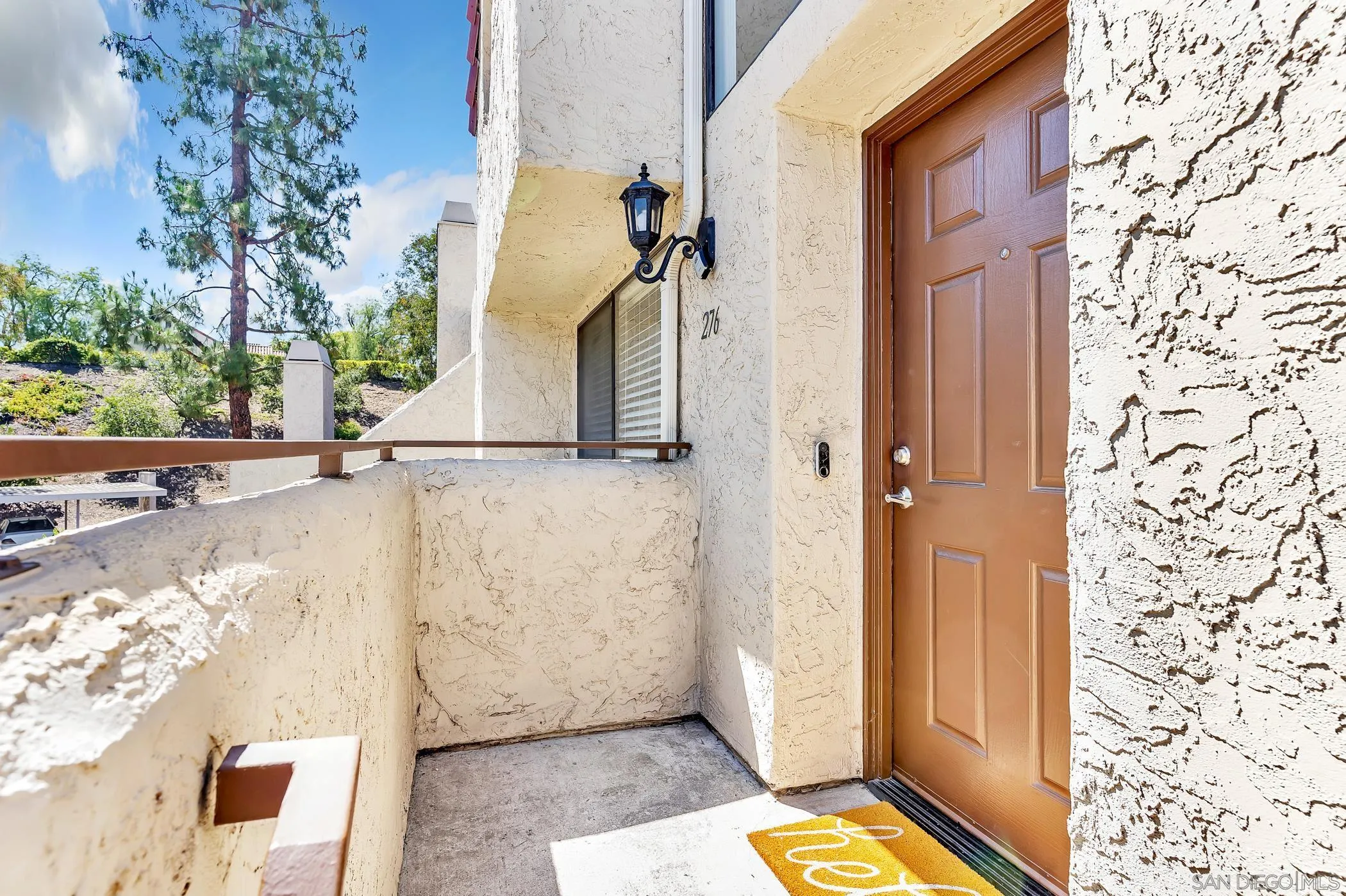 https://cdn.realtyfeed.com/cdn/127/250037217/280f8e92d5d85d428c7ce1d88a83e7df.webp