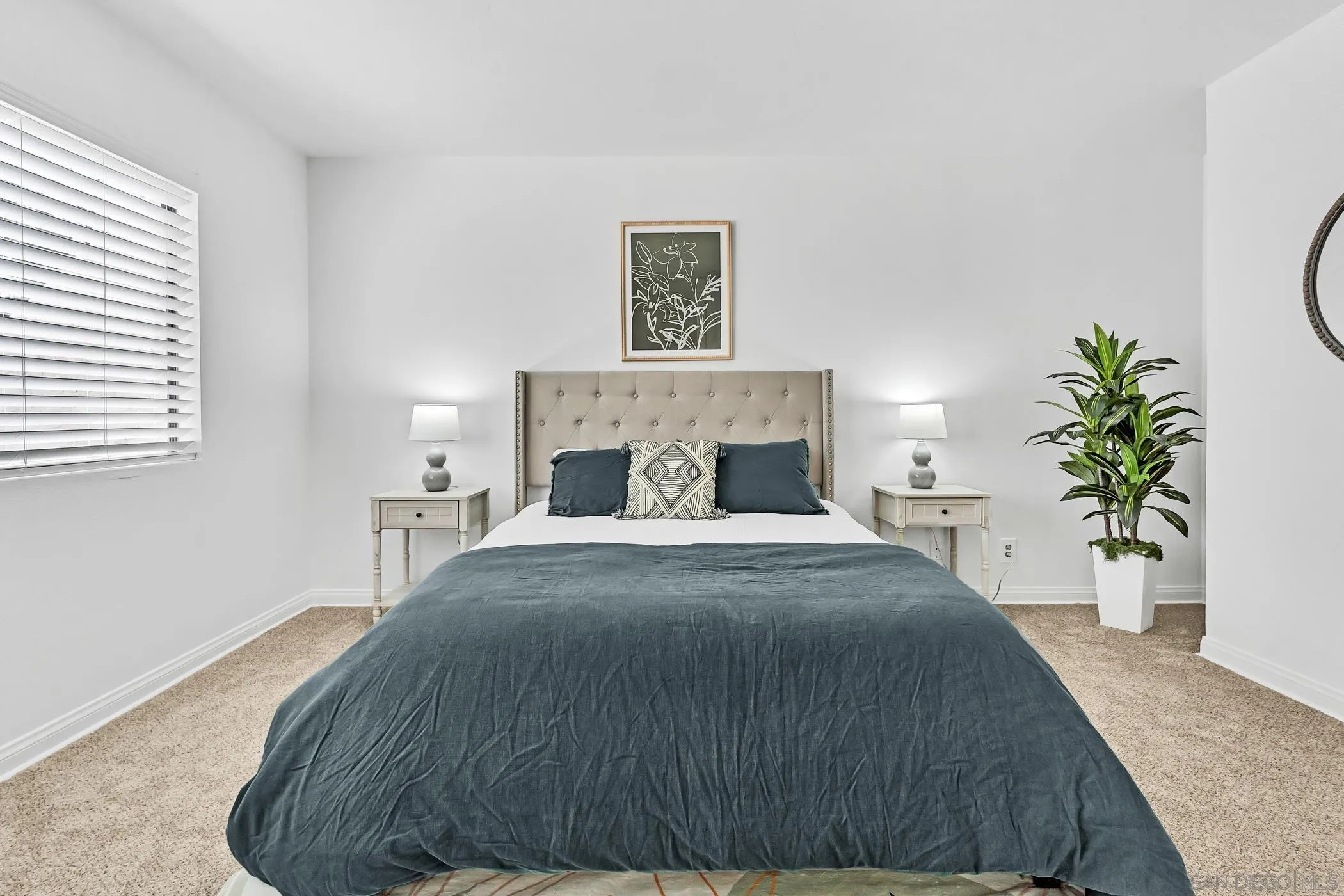 https://cdn.realtyfeed.com/cdn/127/250037217/b8bc46a4593c8f3f7e7e60330ed96da9.webp