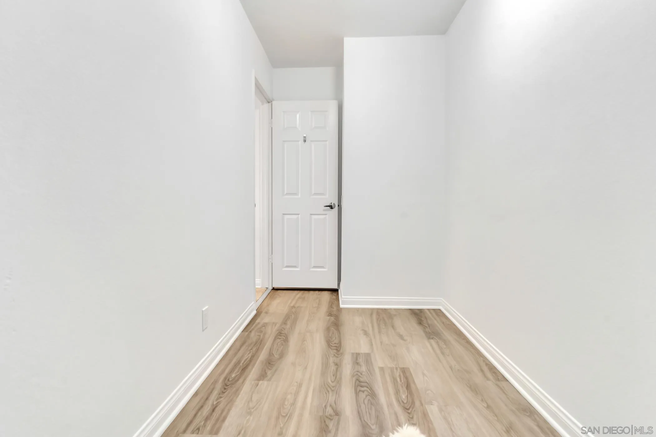 https://cdn.realtyfeed.com/cdn/127/250037217/ce6e3e9f0b98d0a954eaa2f45774a419.webp
