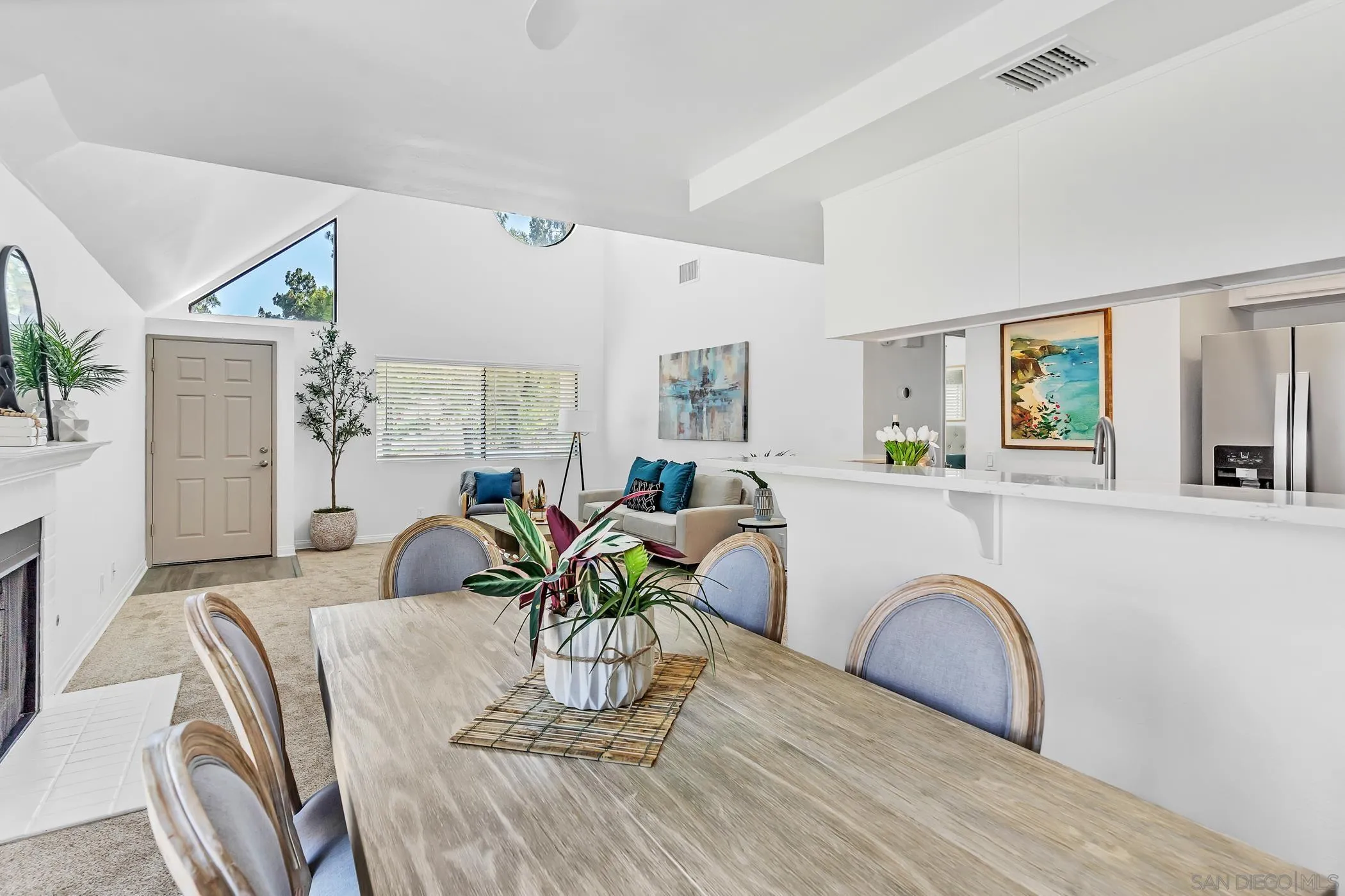 https://cdn.realtyfeed.com/cdn/127/250037217/e8e58b9c48a67cba5c9cd9200480a317.webp