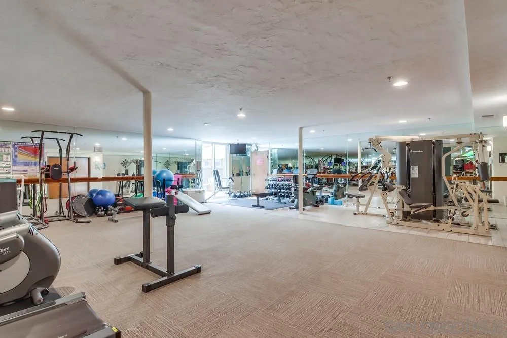 https://cdn.realtyfeed.com/cdn/127/250037219/21cb877d56c5d3fbf7a2ce4cf2b2a622.webp