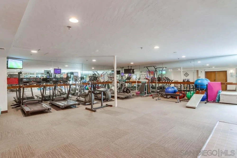 https://cdn.realtyfeed.com/cdn/127/250037219/9a7ae9b2d5a53f89dbca847a143a16ee.webp